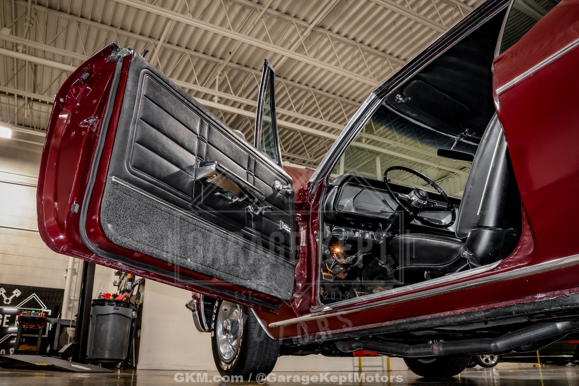1966 Chevrolet Impala SS 104