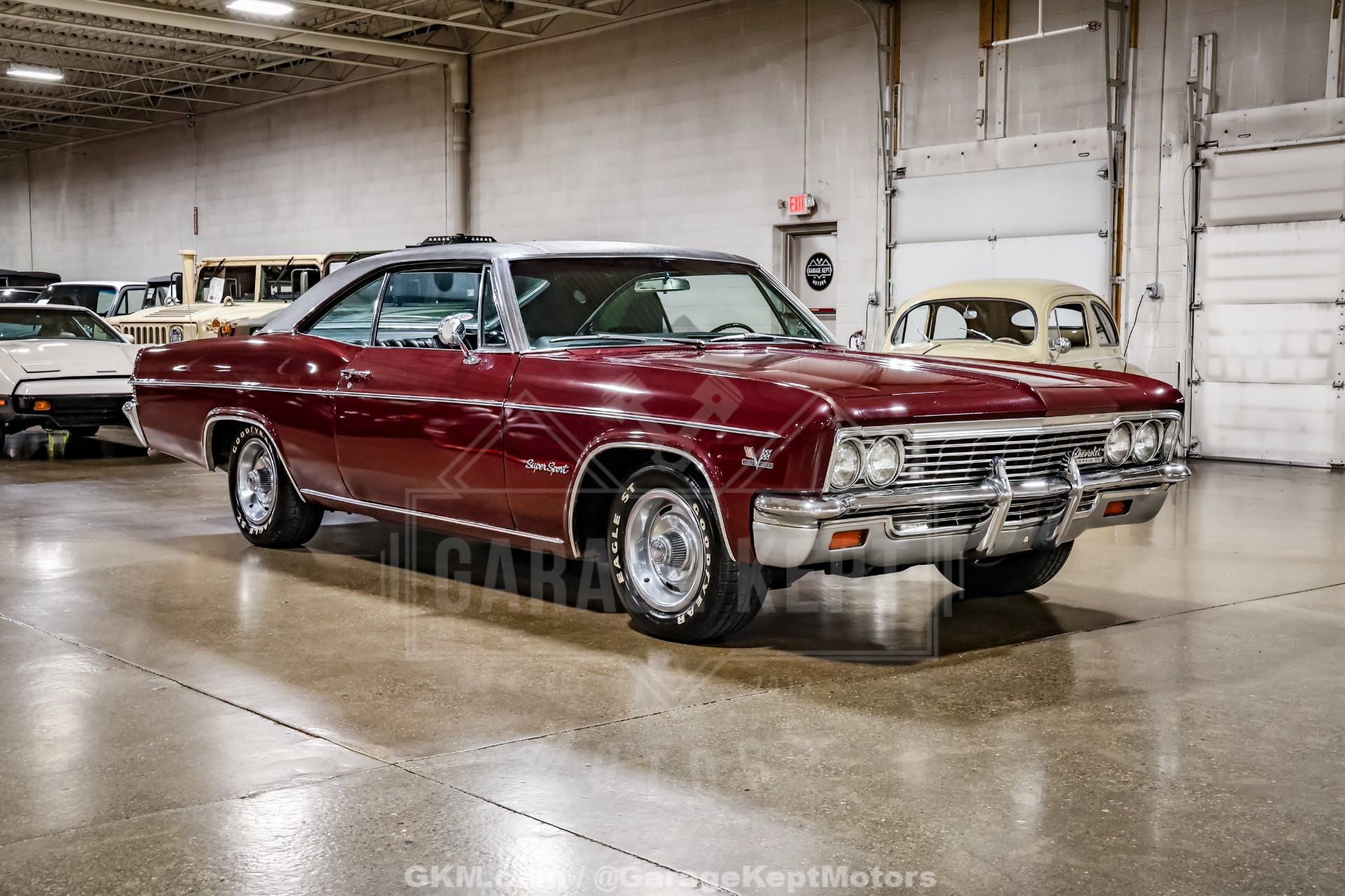 1966 Chevrolet Impala SS 12