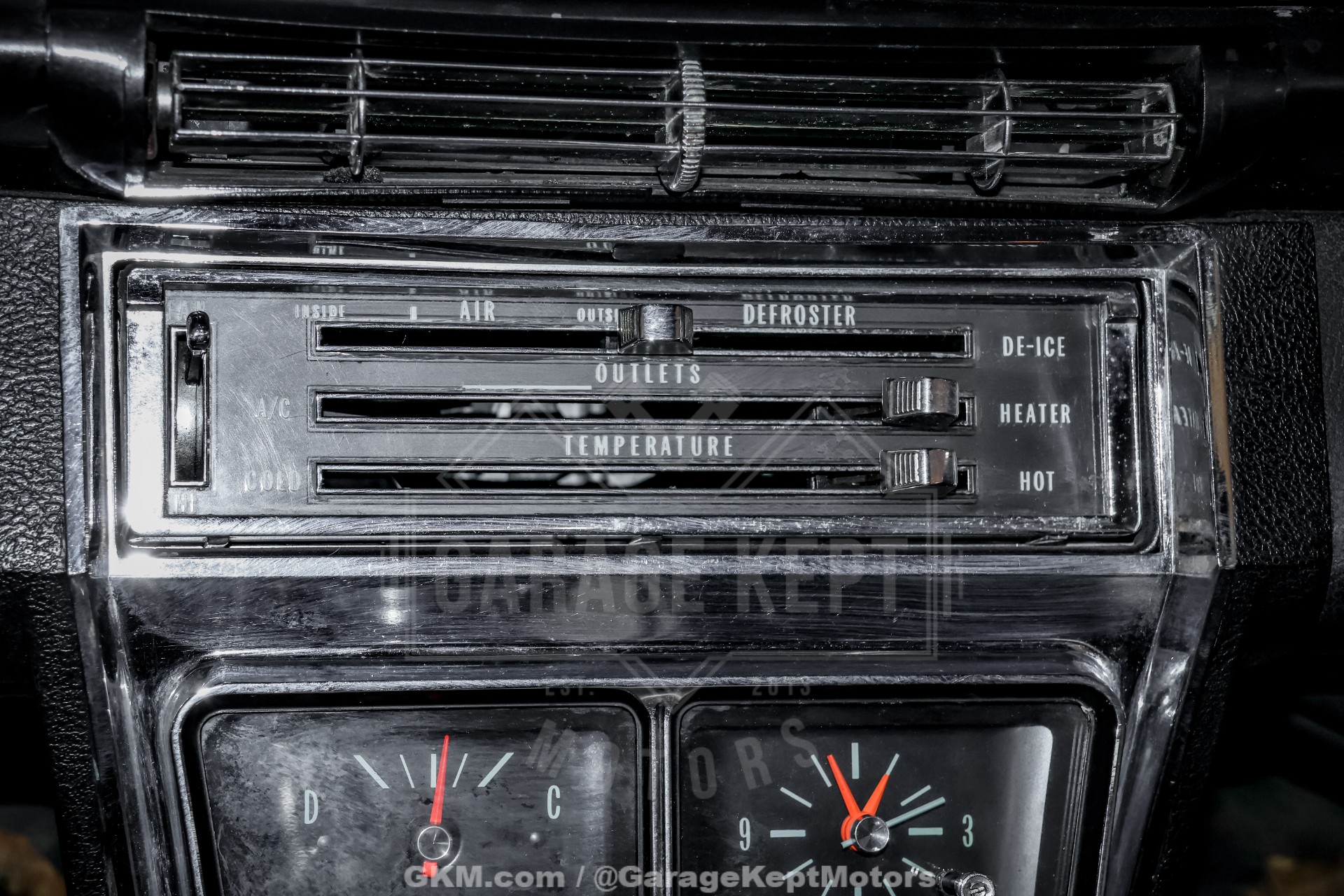 1966 Chevrolet Impala SS 132