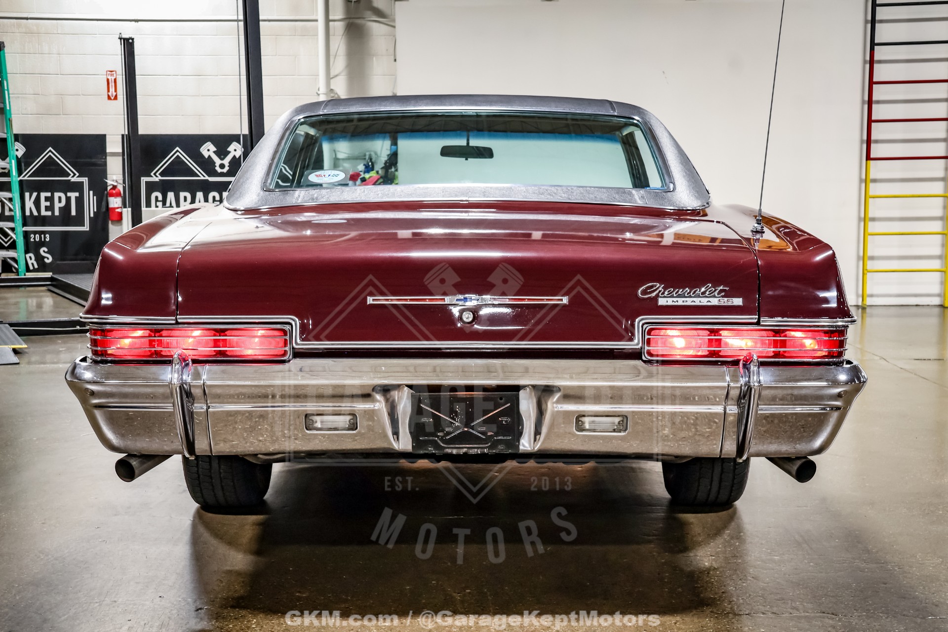 1966 Chevrolet Impala SS 46