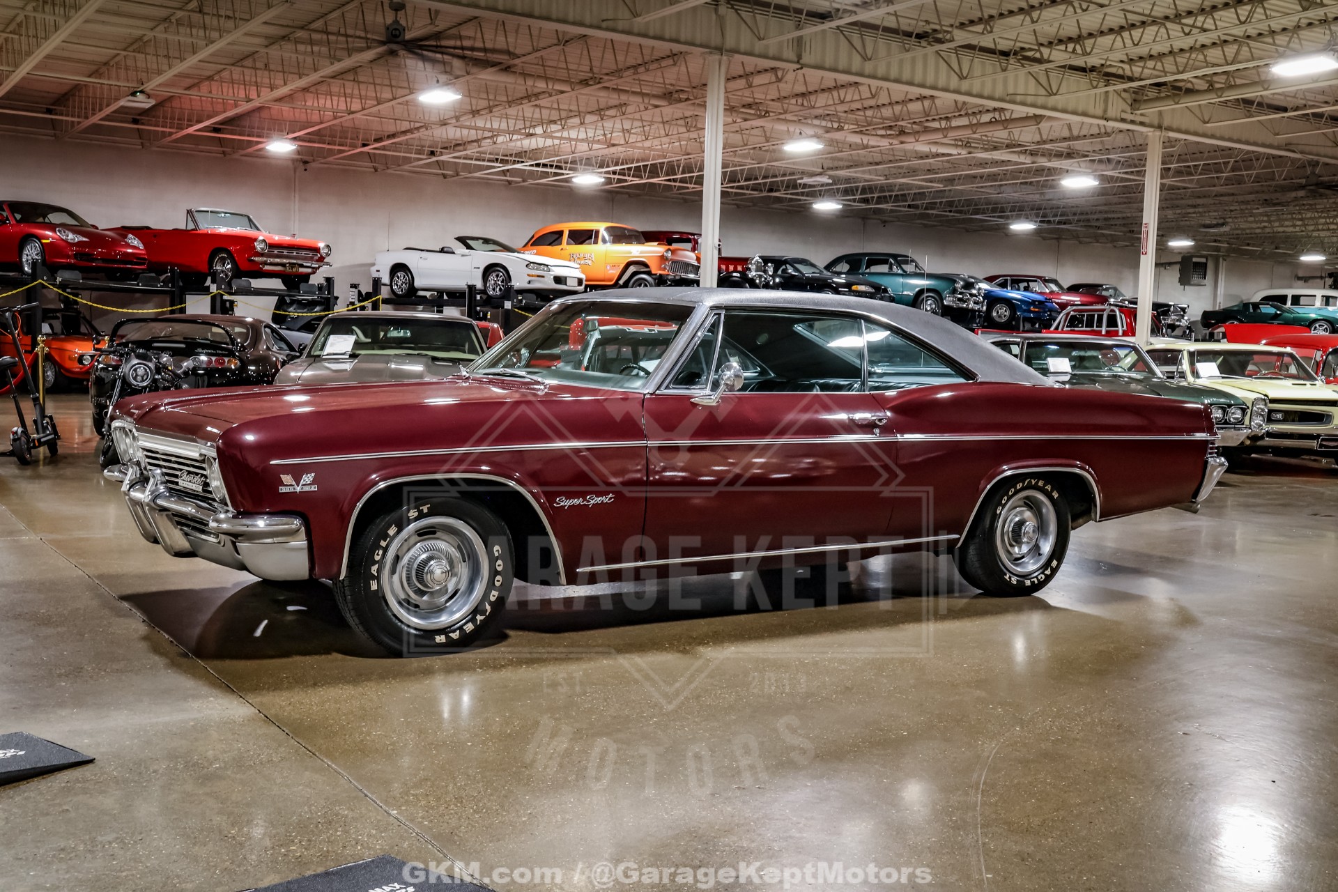 1966 Chevrolet Impala SS 4