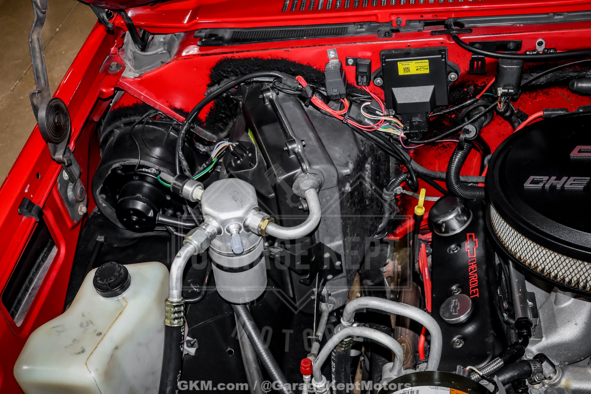 1987 Chevrolet R/V 10 Series 142