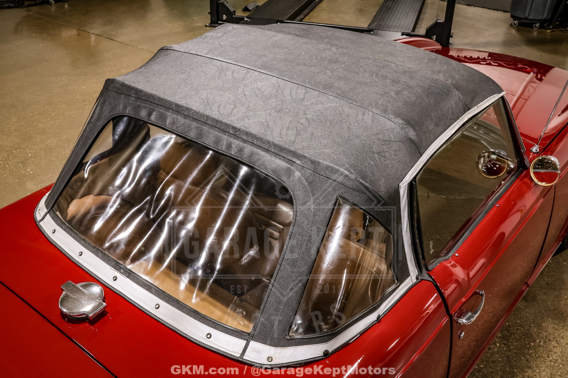 1976 Triumph TR6 13