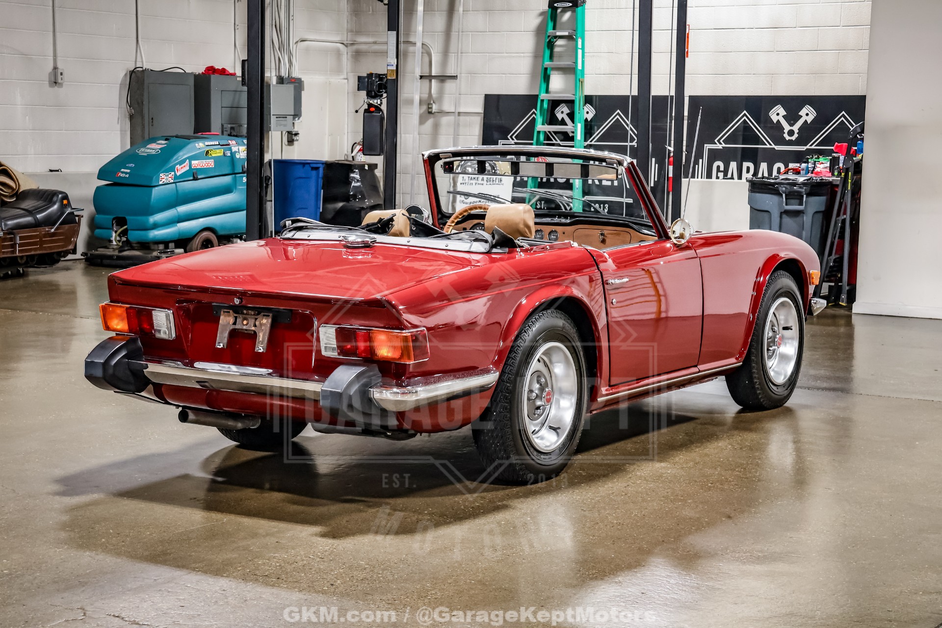 1976 Triumph TR6 30