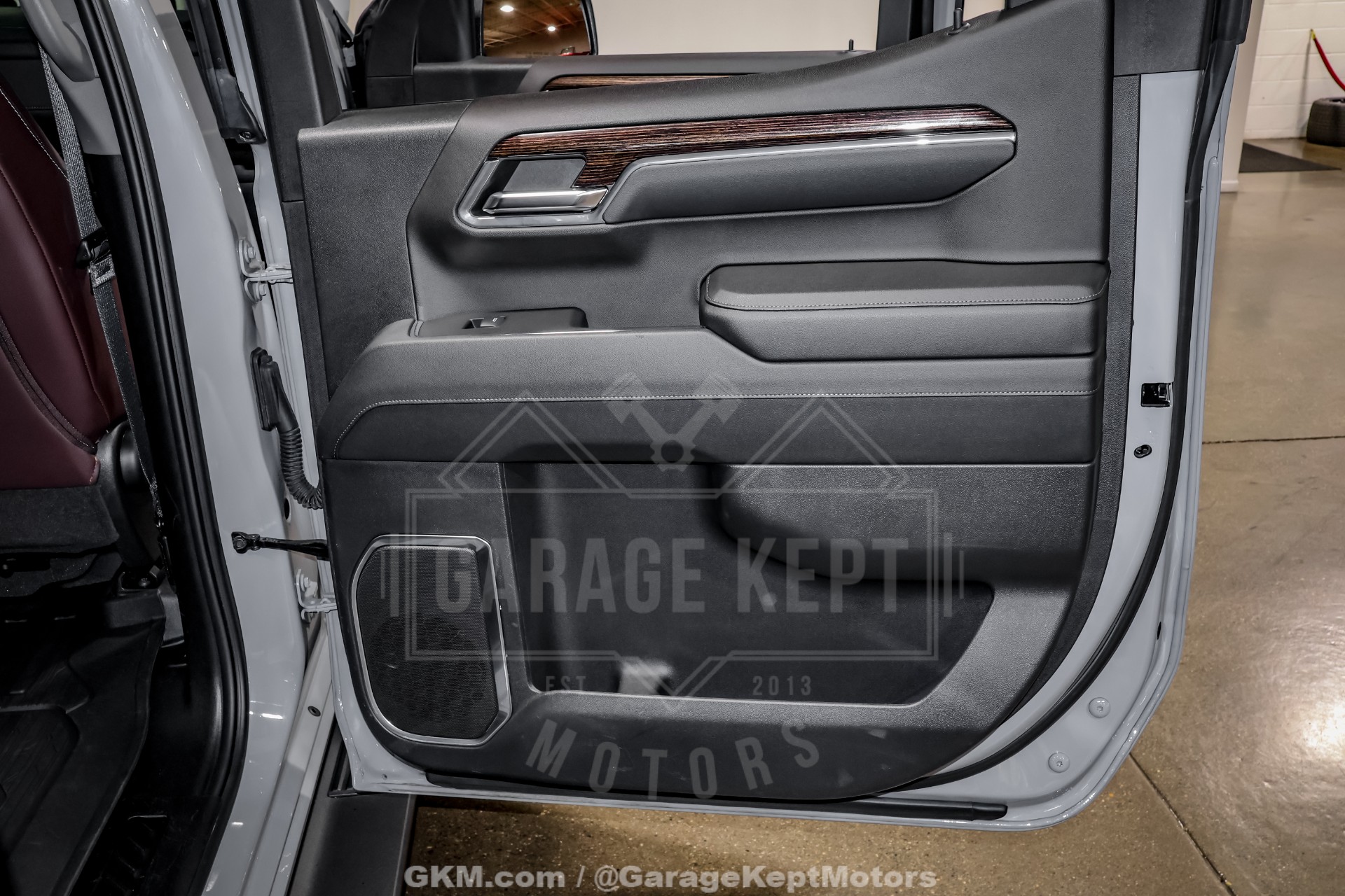 2024 GMC Sierra 1500 87