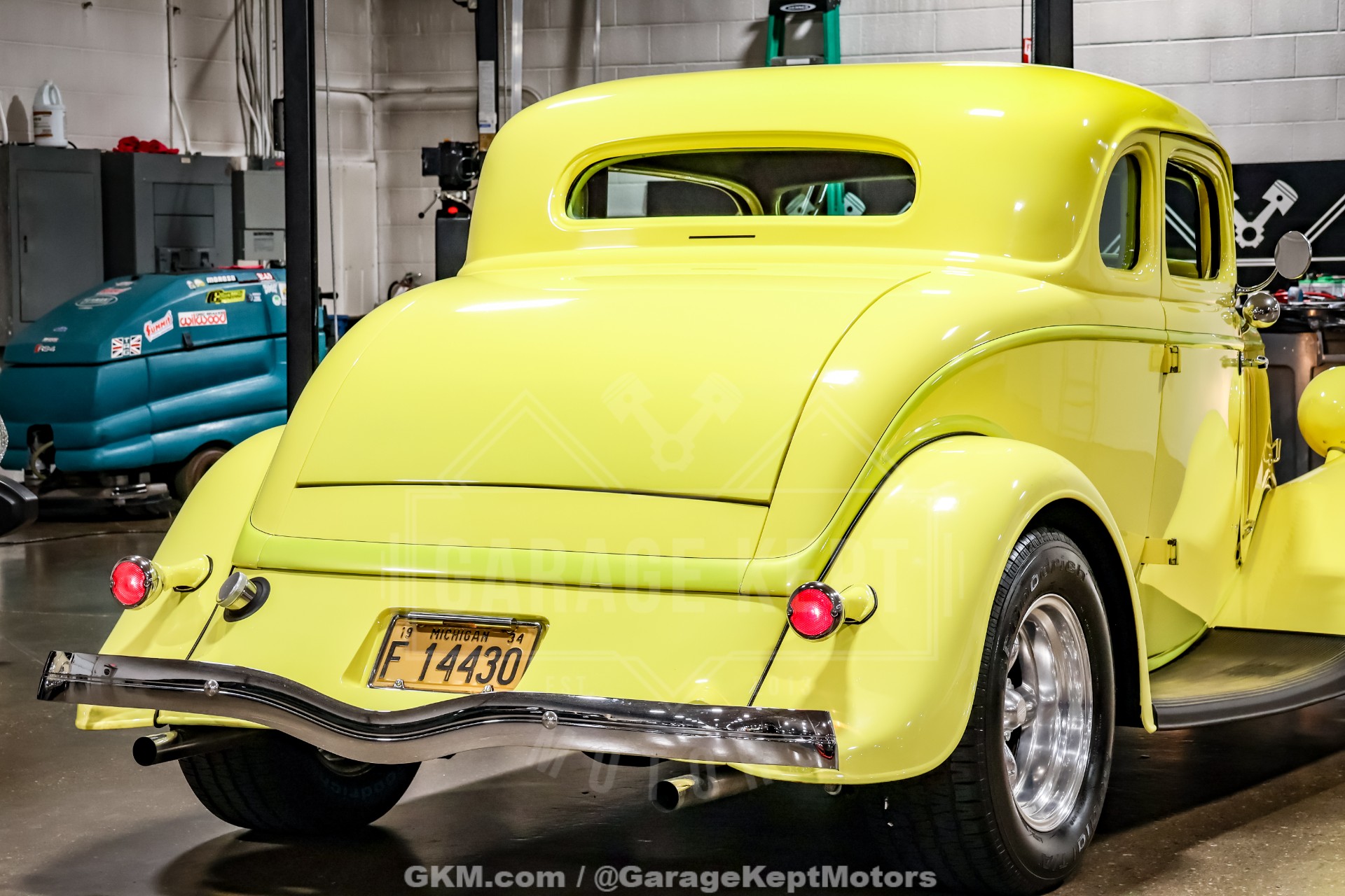 1934 Ford Coupe 52