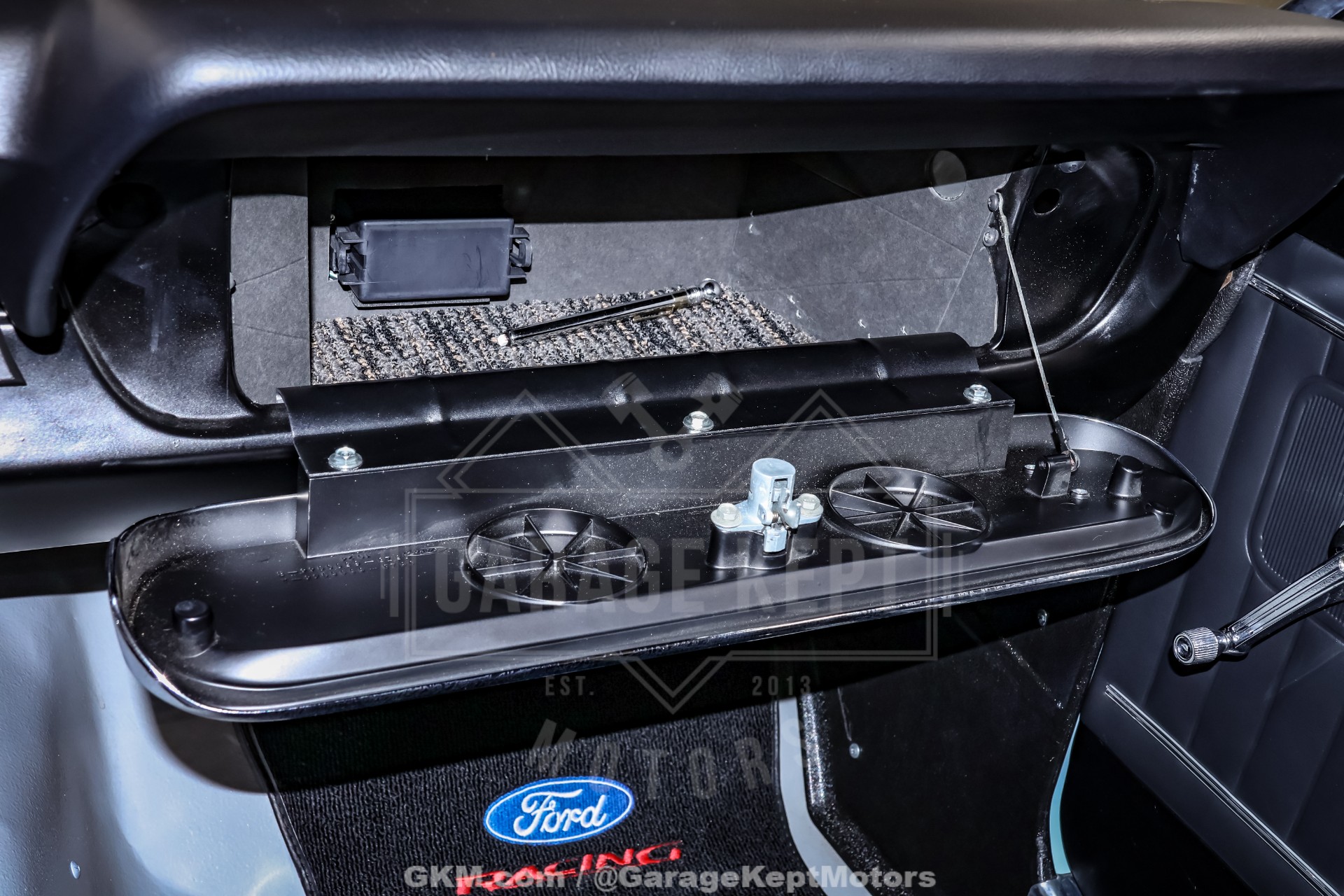 1965 Ford Mustang 186