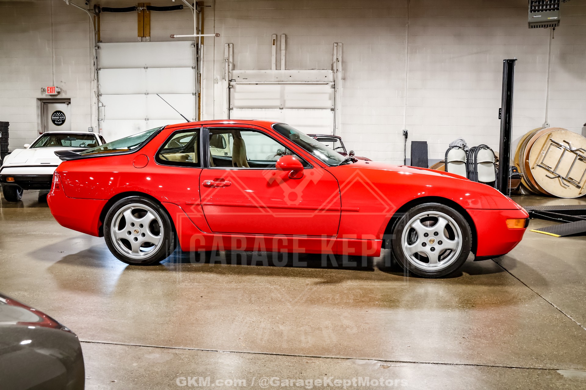 1992 Porsche 968 10