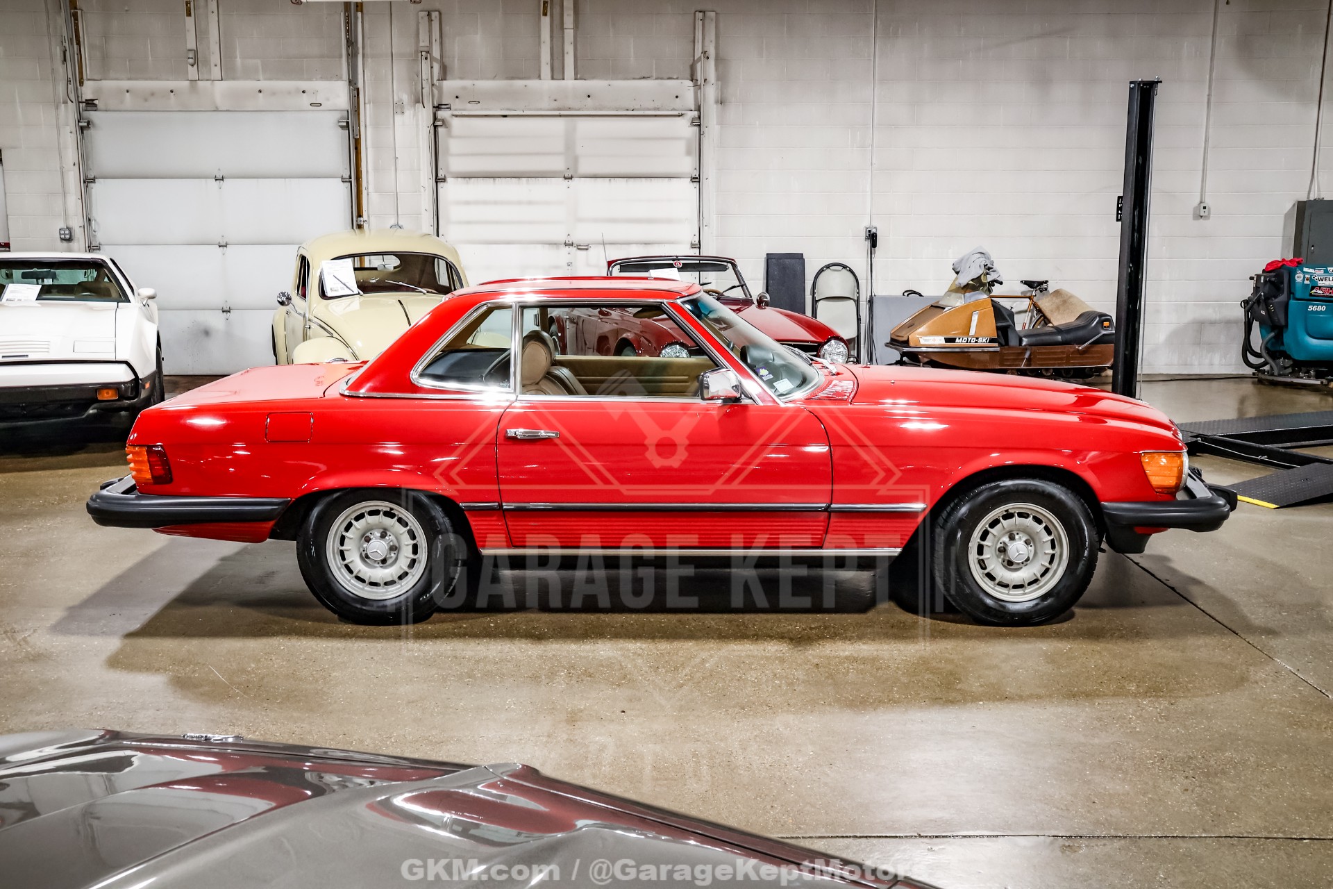 1985 Mercedes-Benz 380-Class 11