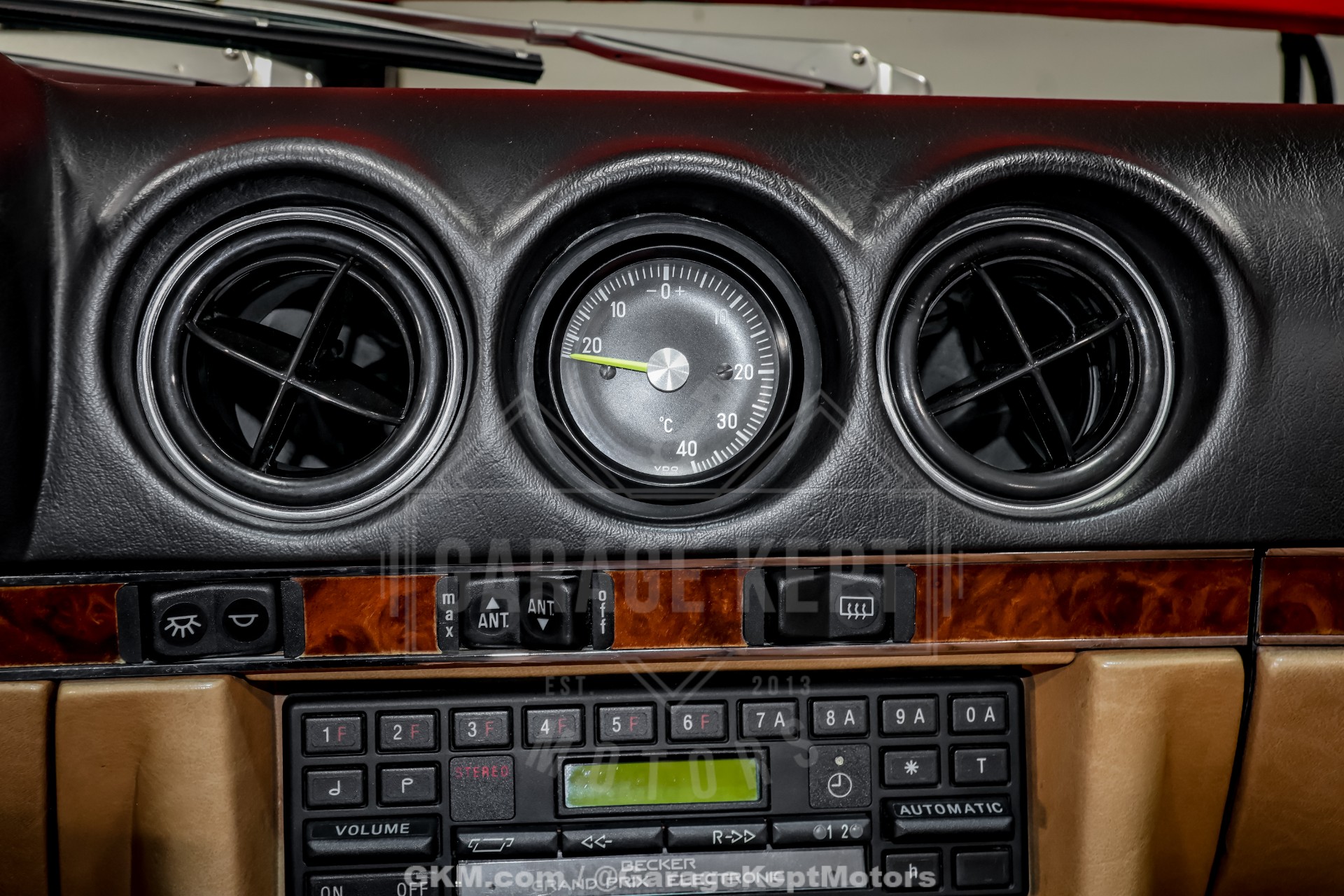 1985 Mercedes-Benz 380-Class 149