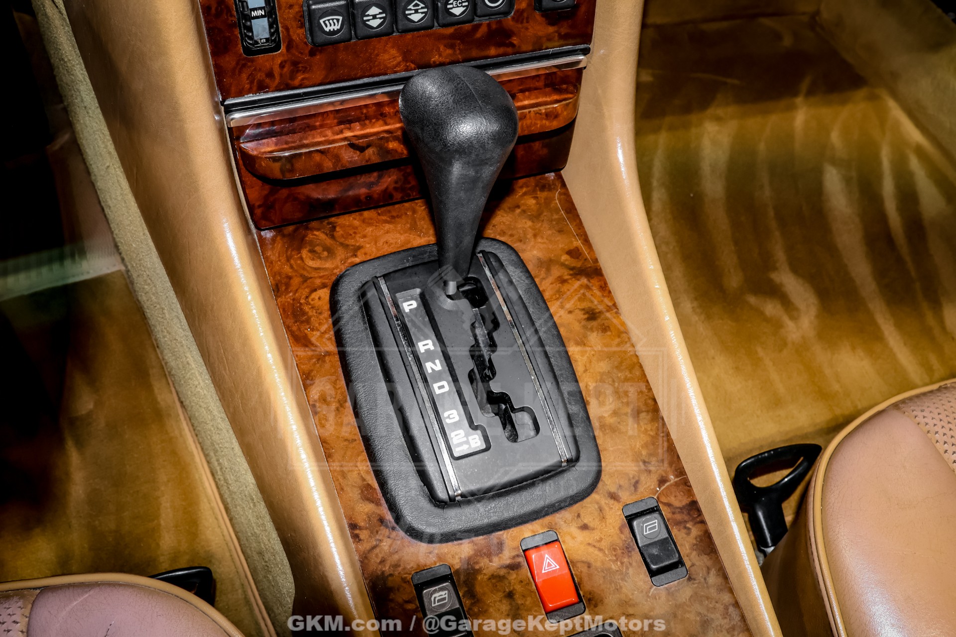 1985 Mercedes-Benz 380-Class 152