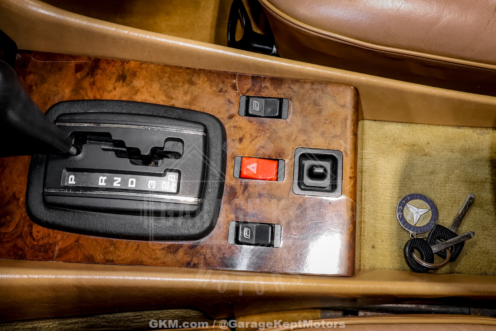 1985 Mercedes-Benz 380-Class 154