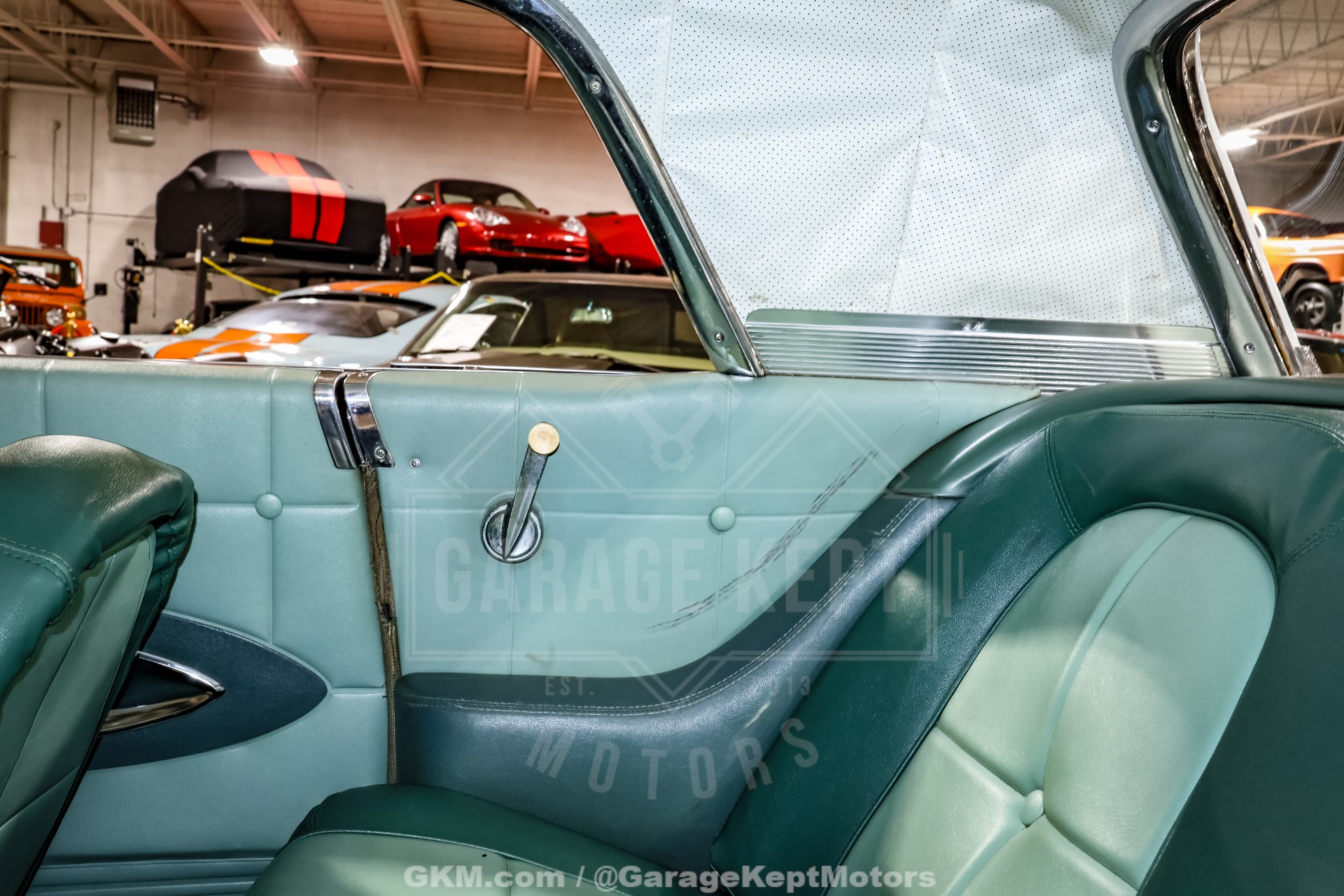 1960 Ford Thunderbird 114