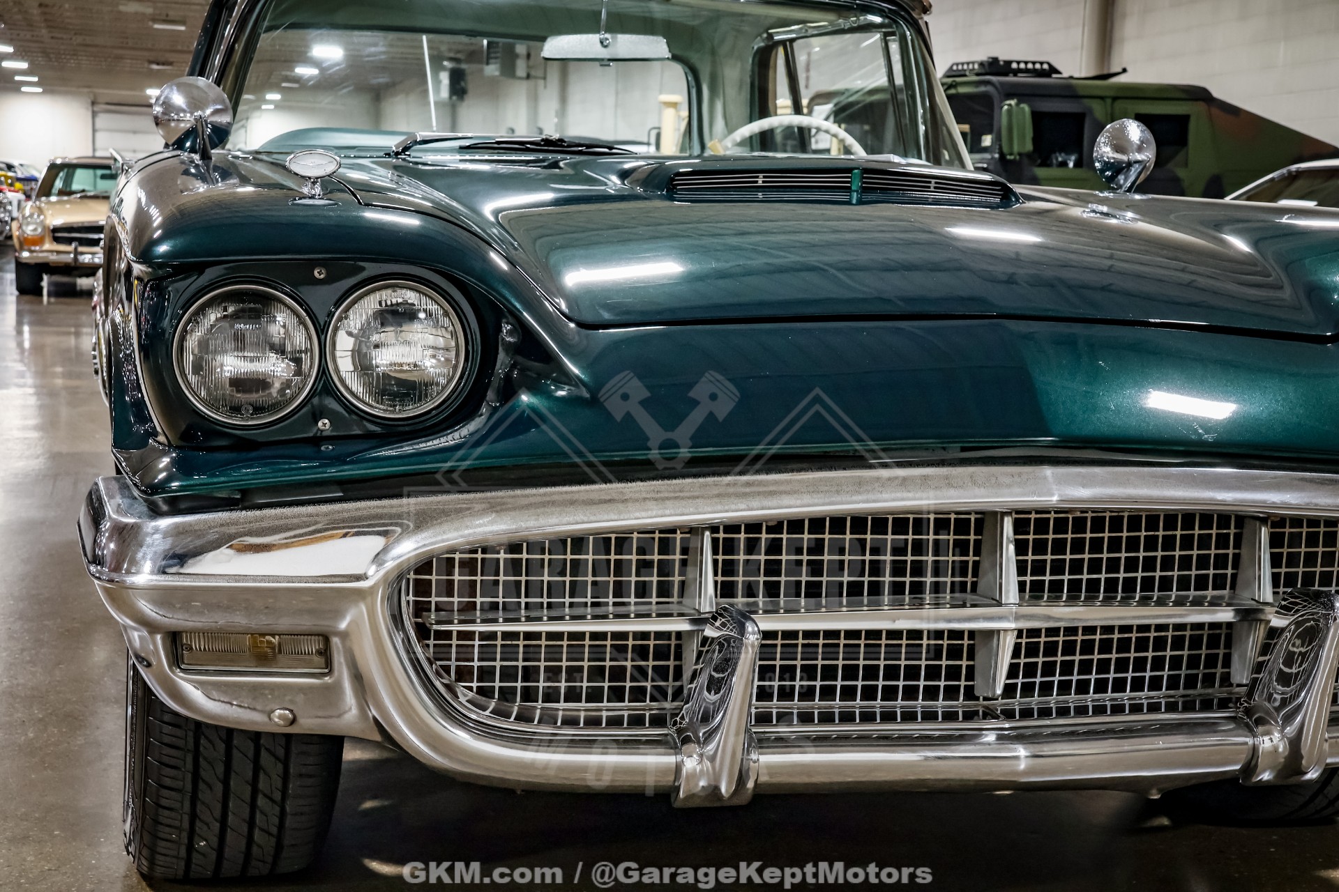 1960 Ford Thunderbird 17