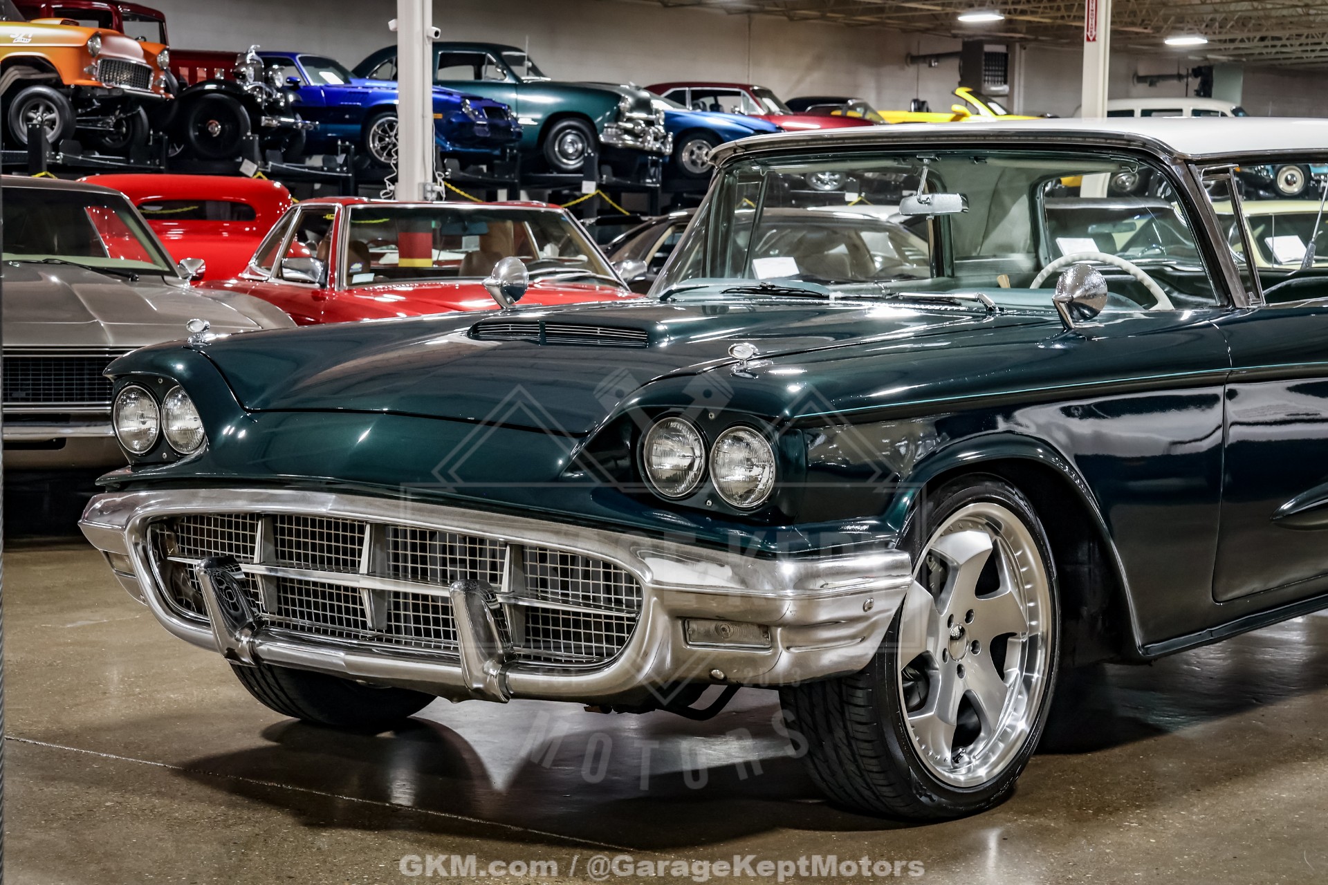 1960 Ford Thunderbird 22