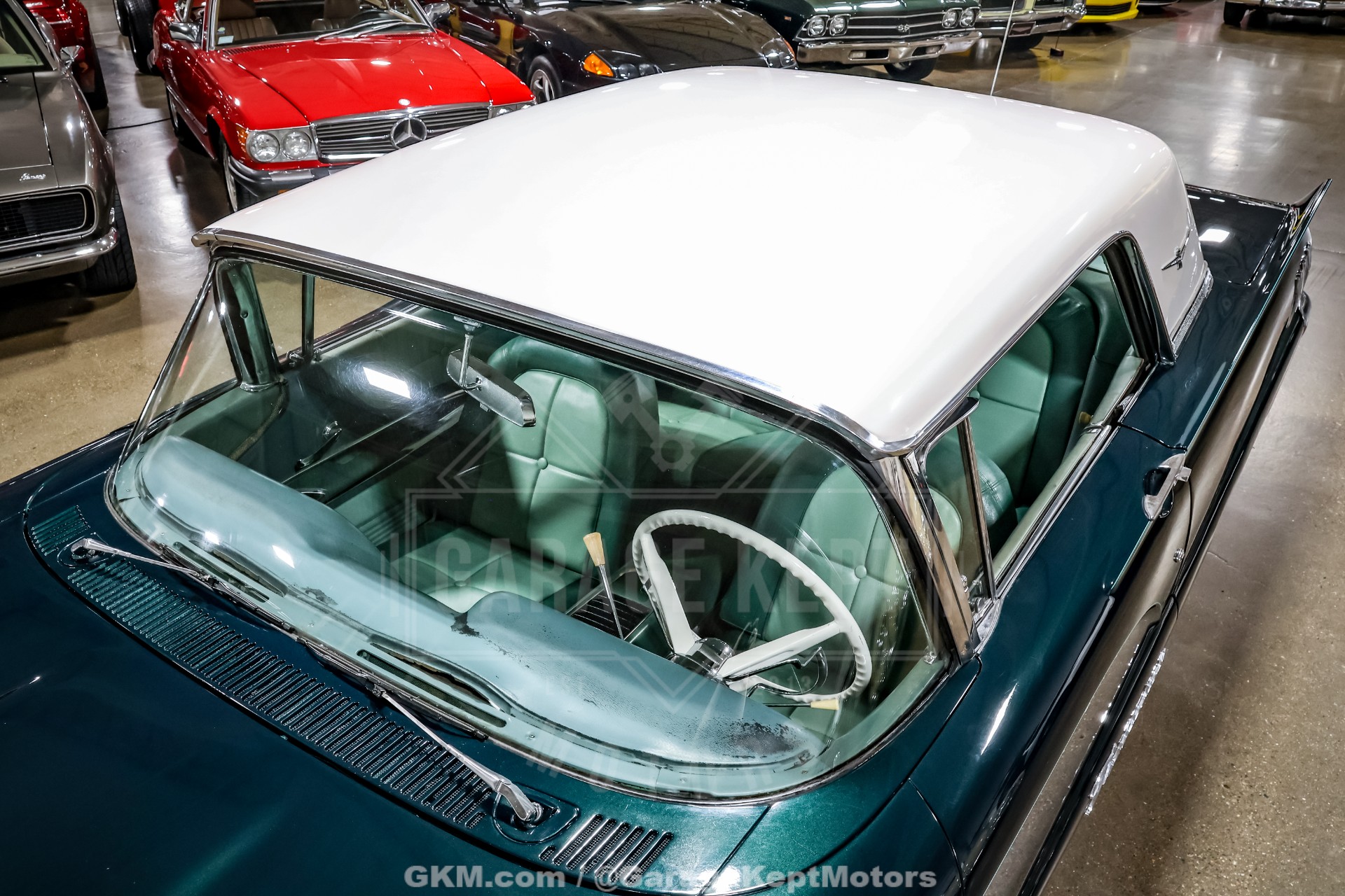 1960 Ford Thunderbird 25