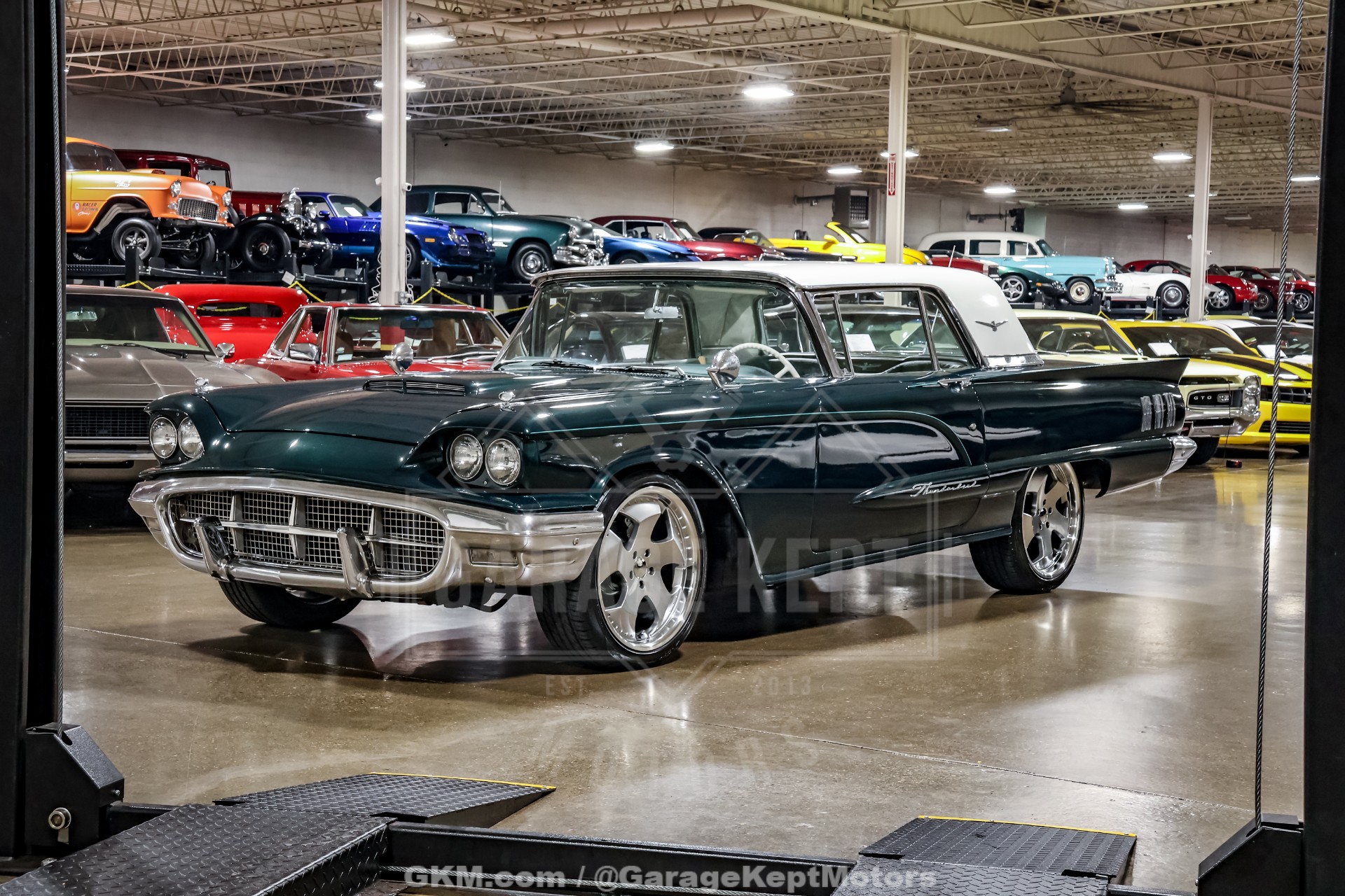 1960 Ford Thunderbird 2