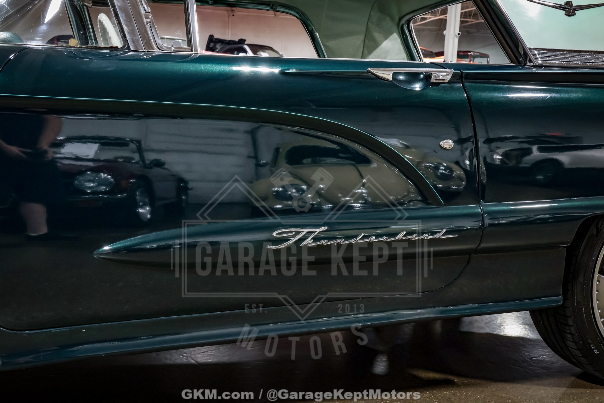 1960 Ford Thunderbird 33
