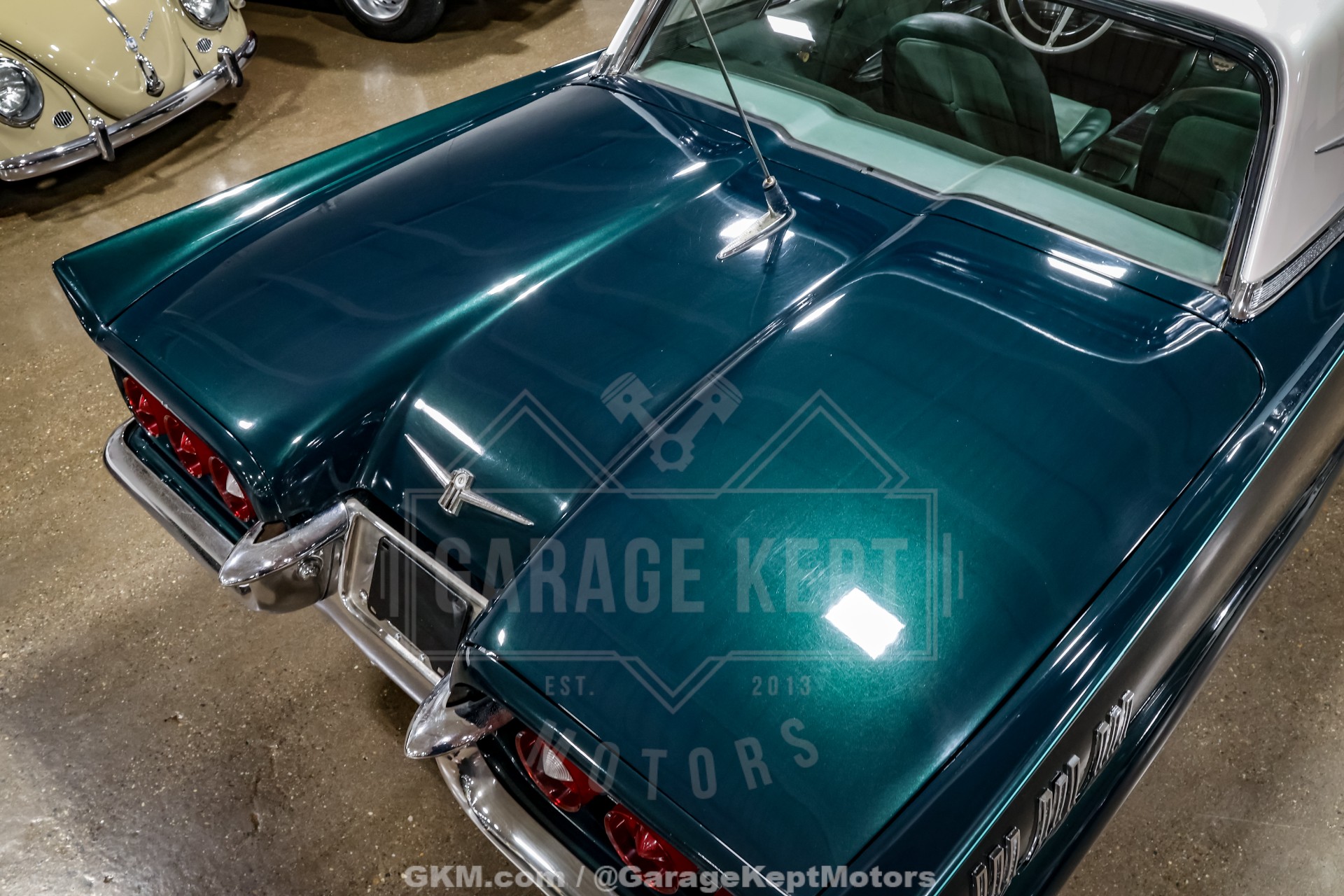 1960 Ford Thunderbird 47