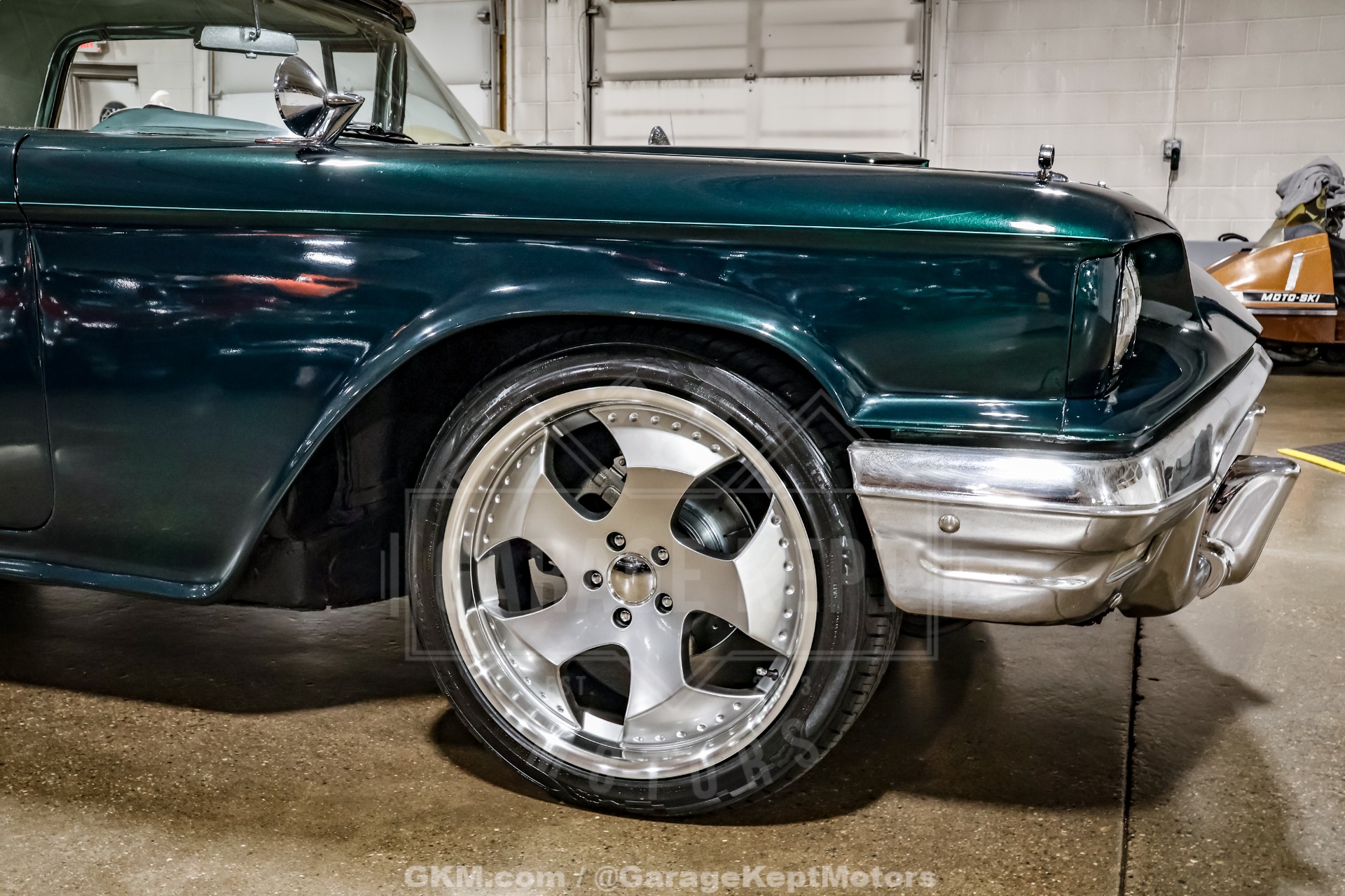 1960 Ford Thunderbird 55
