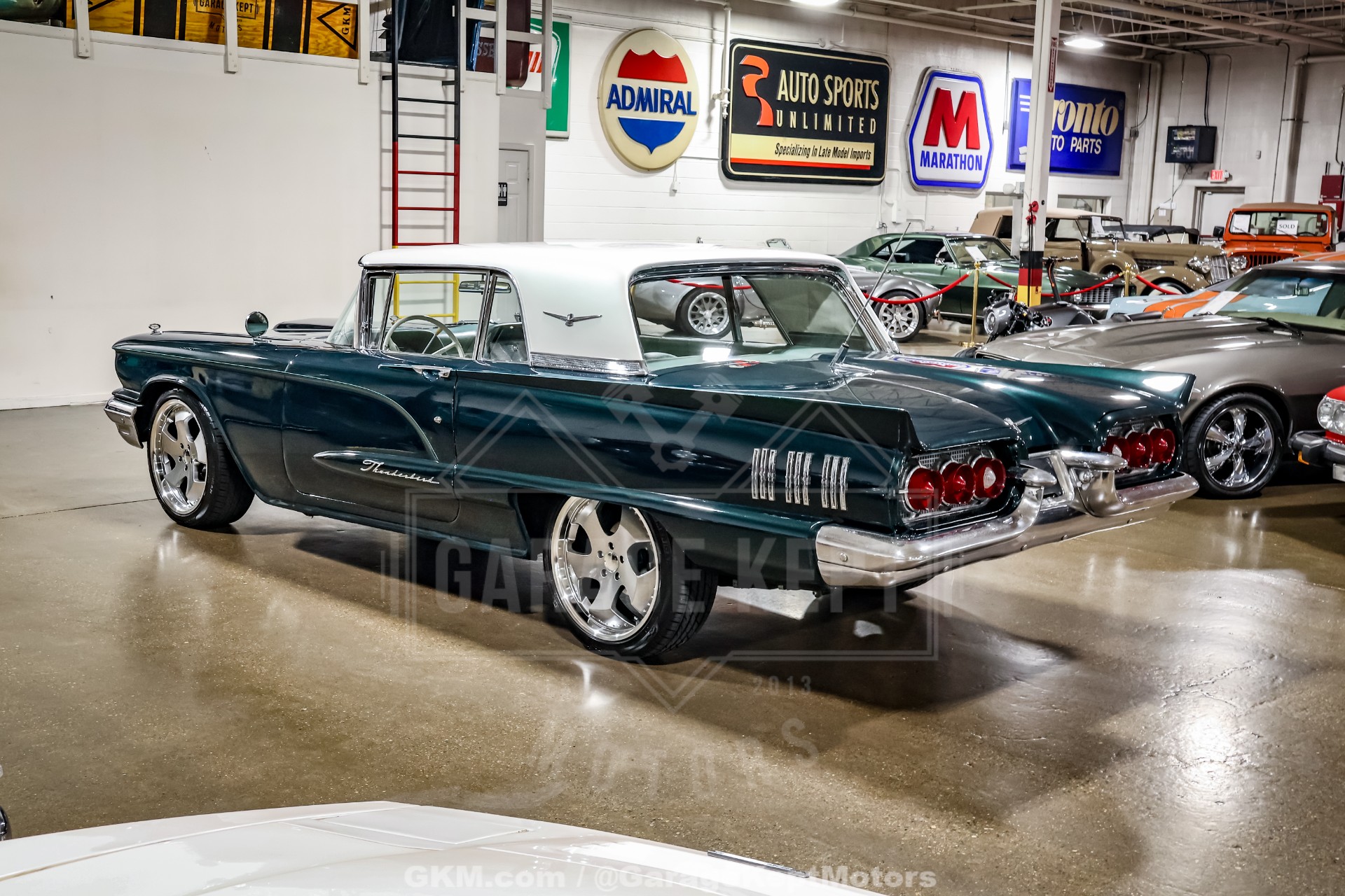 1960 Ford Thunderbird 5