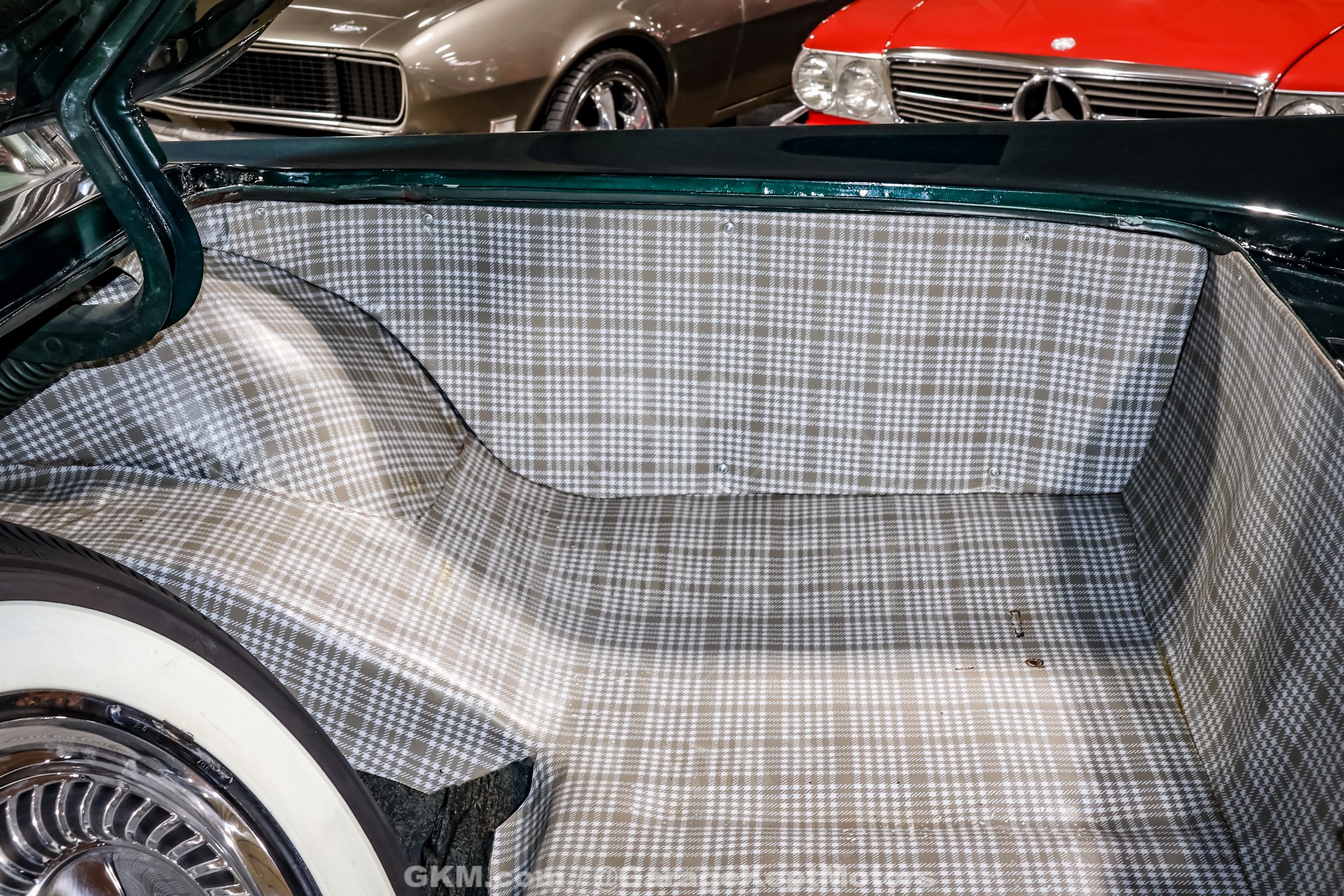 1960 Ford Thunderbird 88