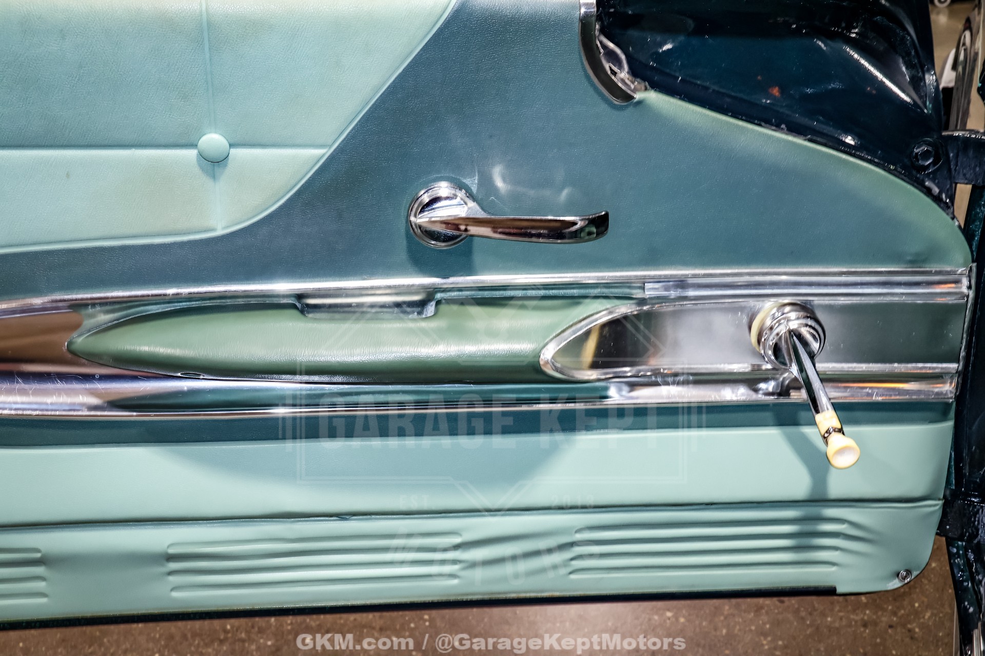 1960 Ford Thunderbird 95