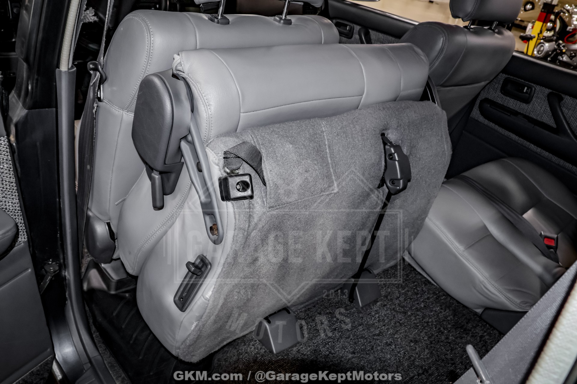 1991 Toyota Land Cruiser 136
