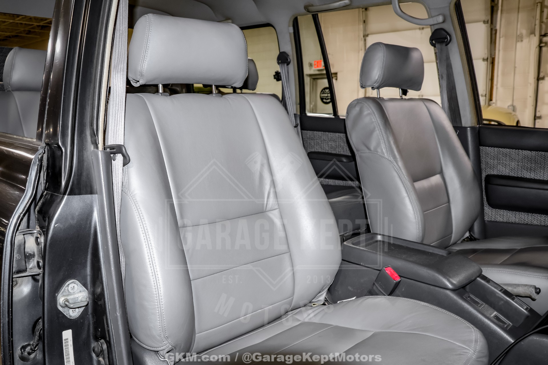 1991 Toyota Land Cruiser 77