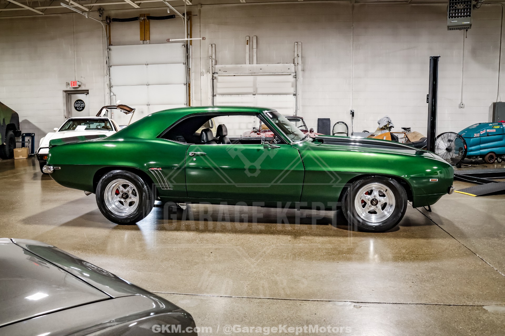 1969 Chevrolet Camaro SS Tribute 10