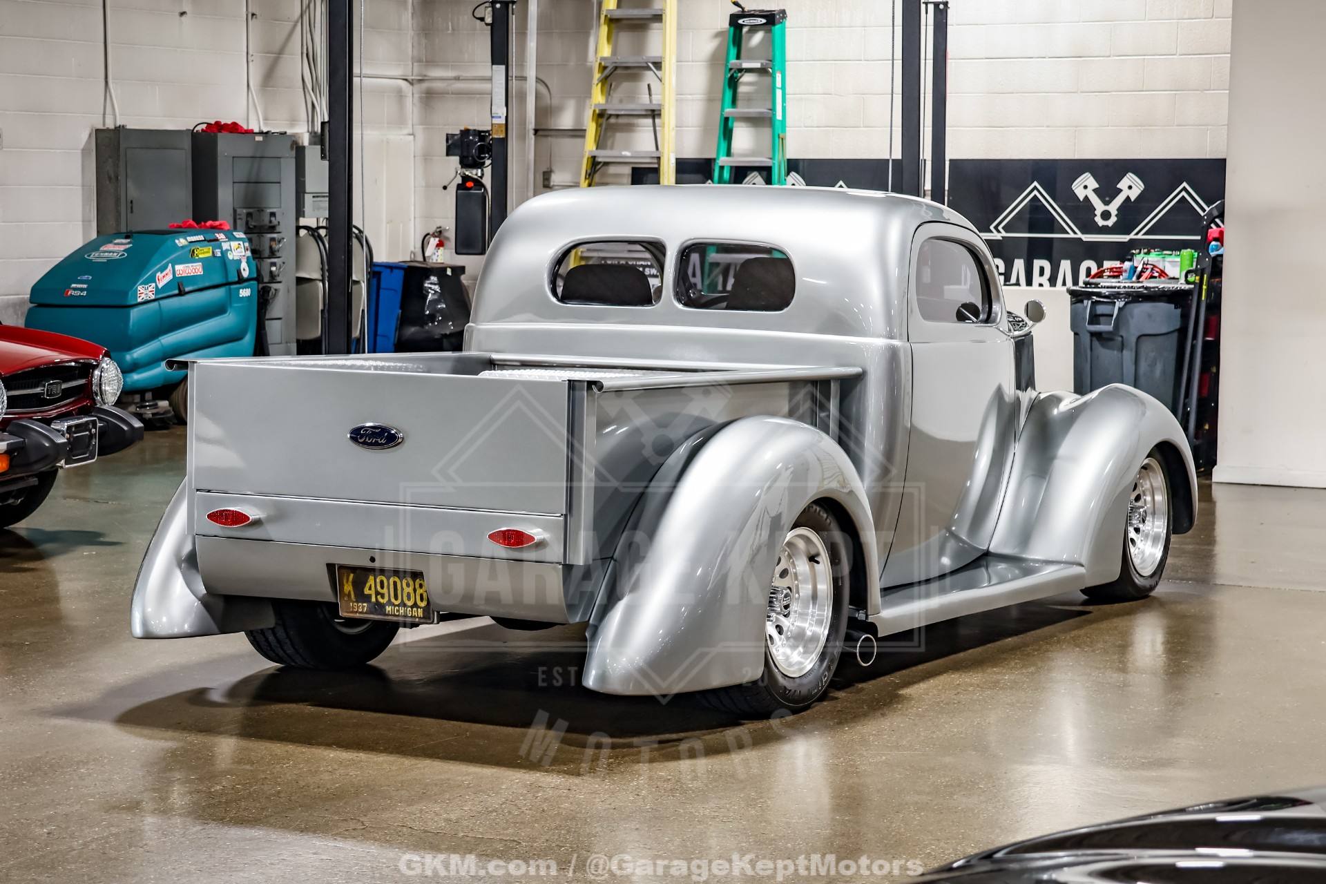 1937 Ford Pickup 9