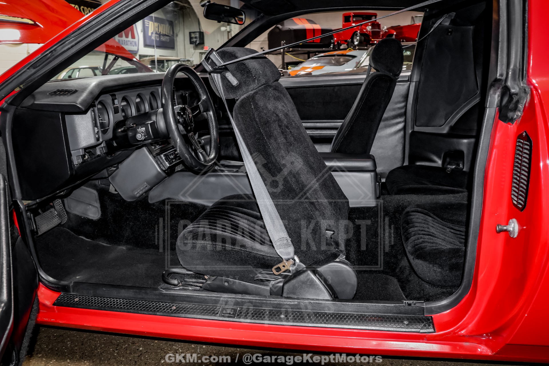 1988 Pontiac Firebird 111