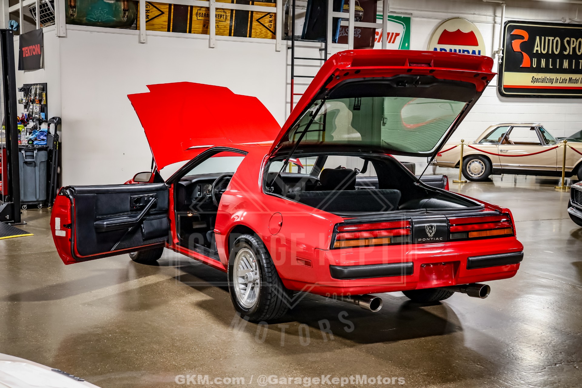1988 Pontiac Firebird 61