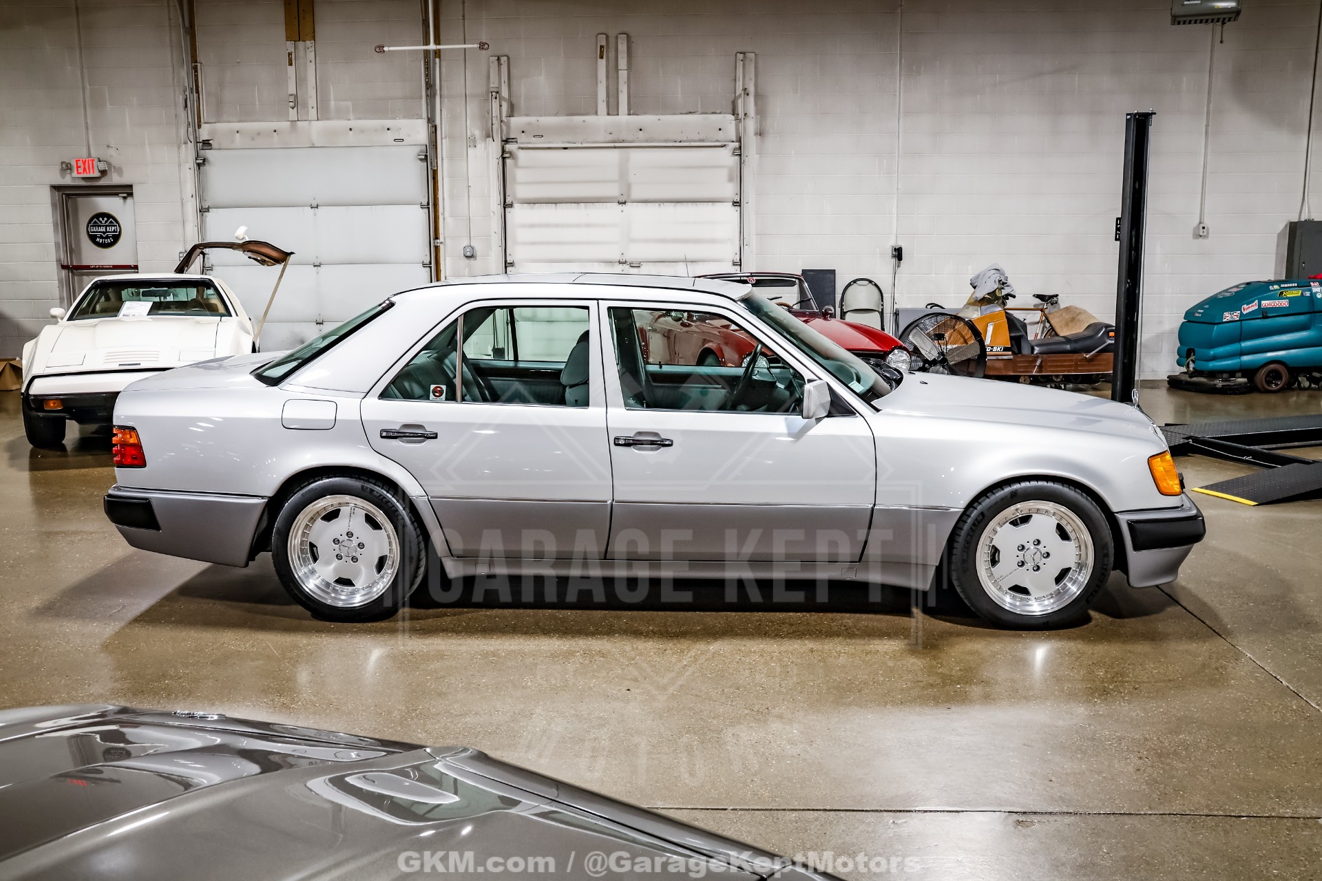 1992 Mercedes-Benz 500-Class 10
