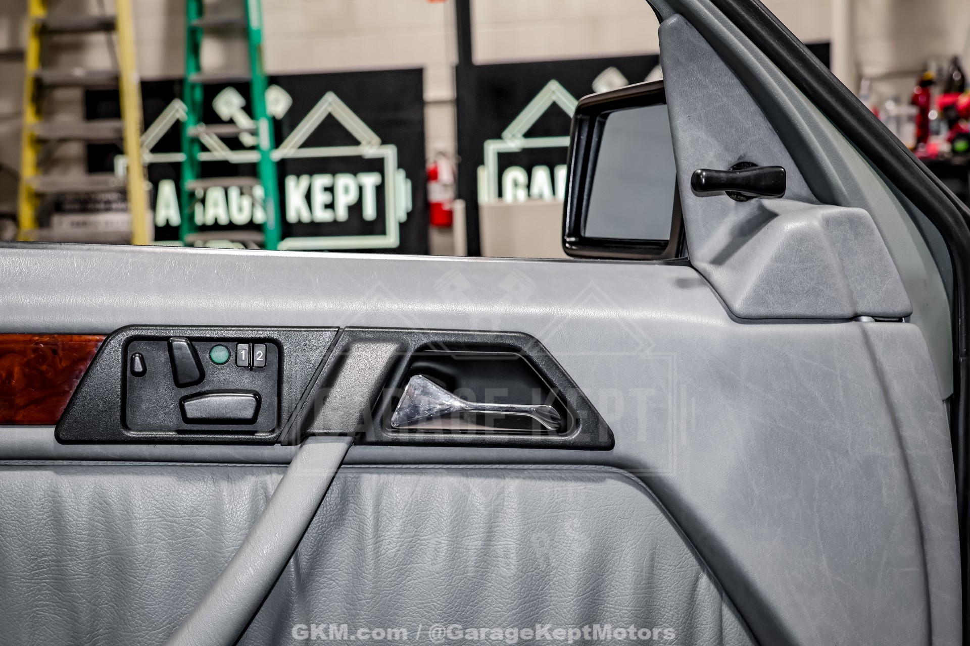 1992 Mercedes-Benz 500-Class 142