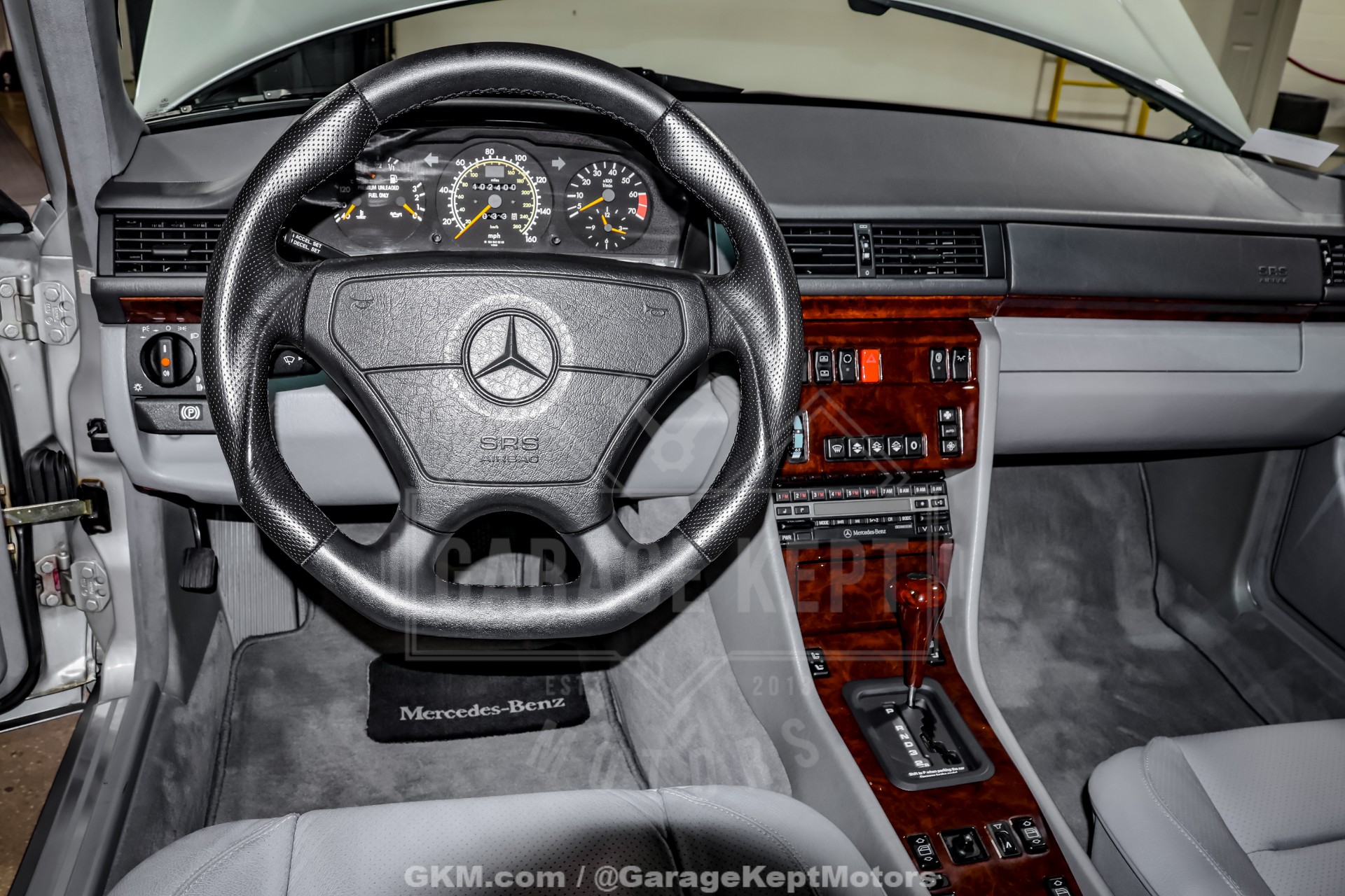 1992 Mercedes-Benz 500-Class 156