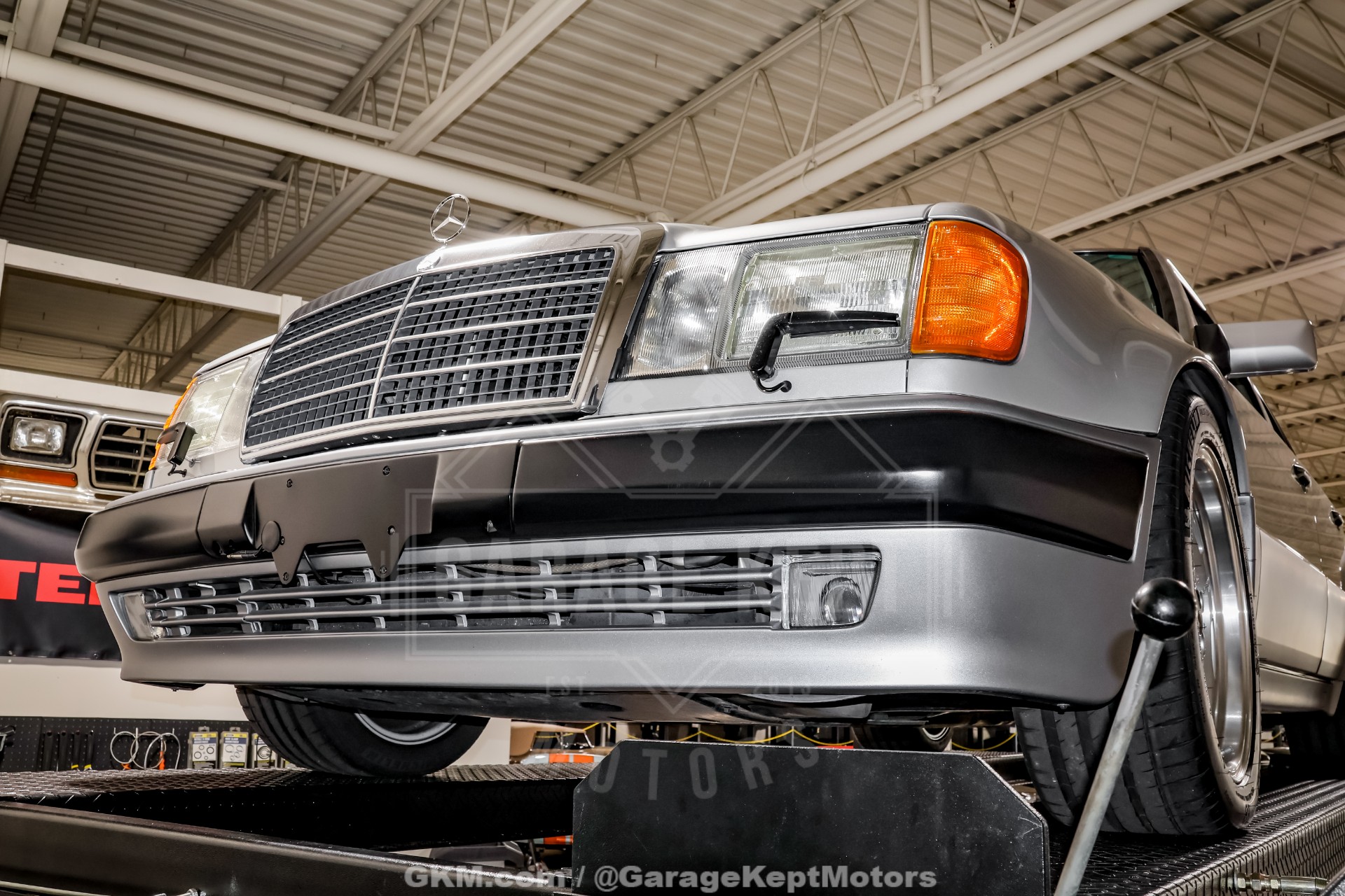 1992 Mercedes-Benz 500-Class 200