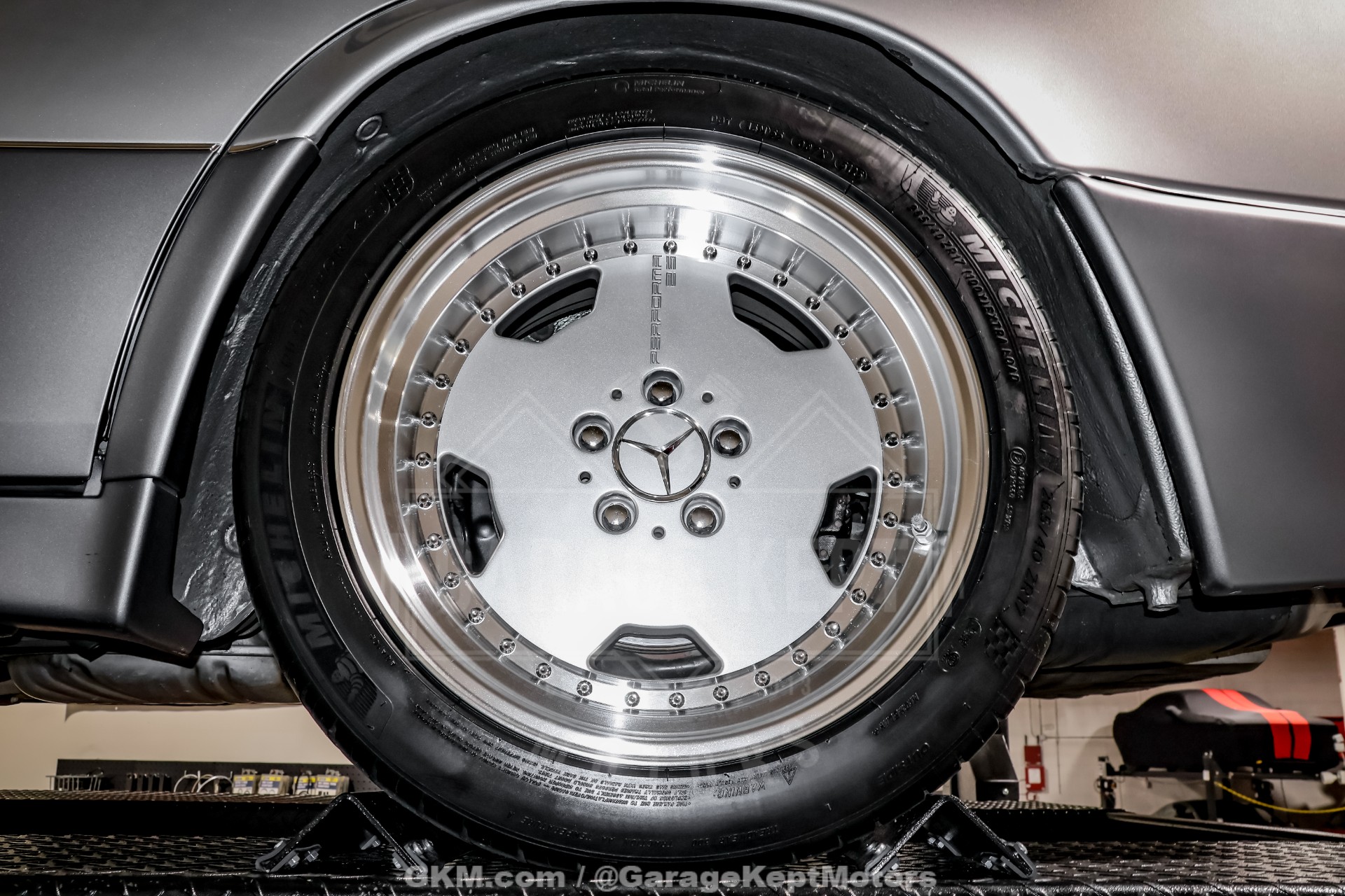 1992 Mercedes-Benz 500-Class 204