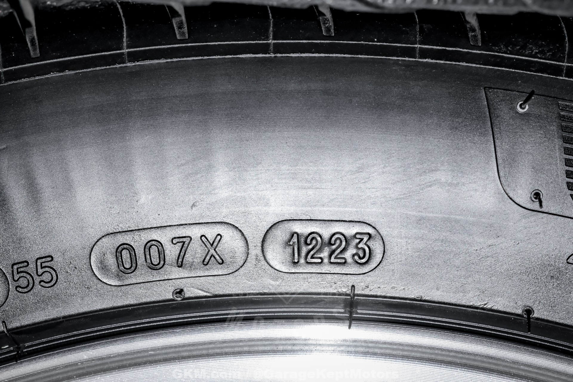 1992 Mercedes-Benz 500-Class 218
