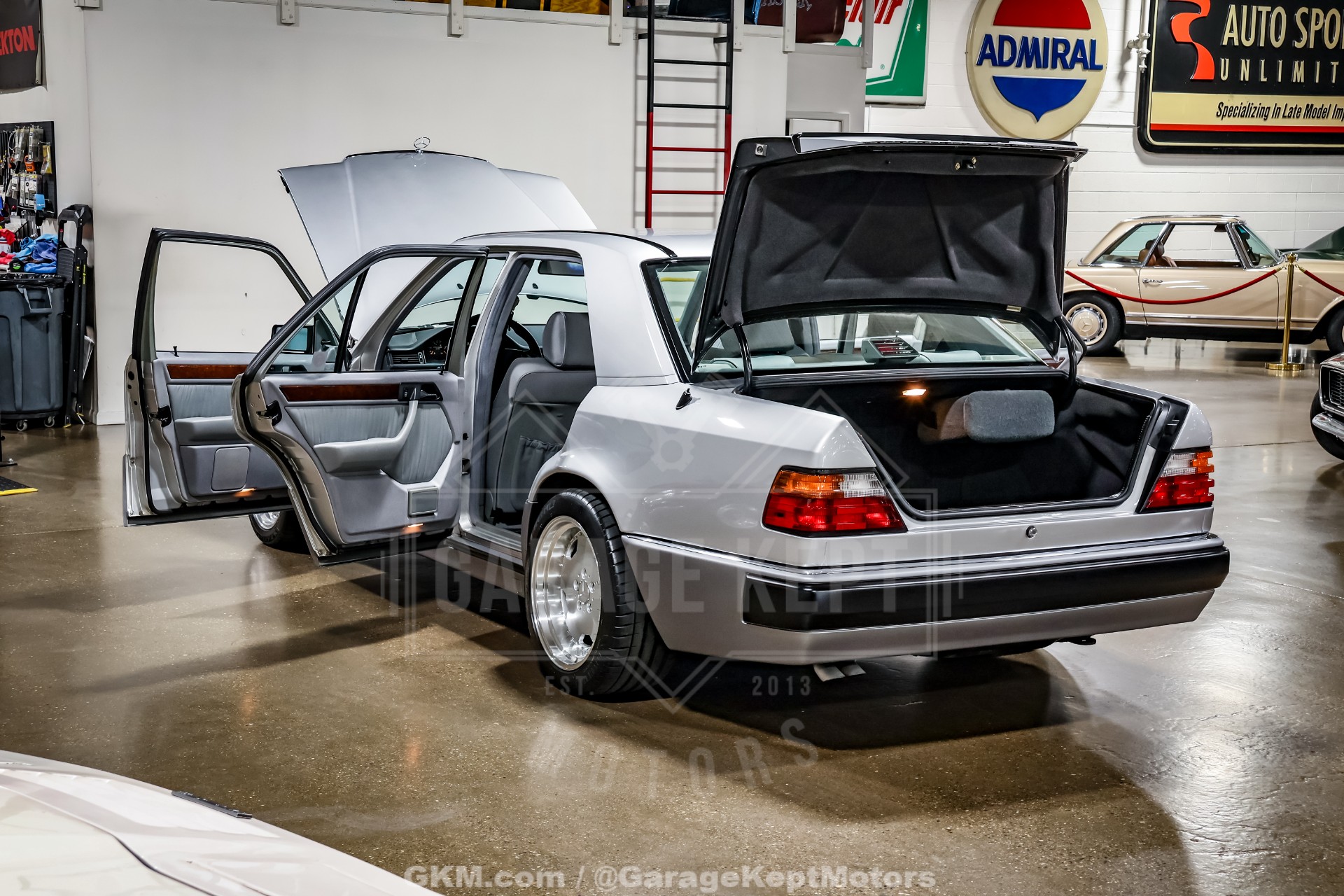 1992 Mercedes-Benz 500-Class 71