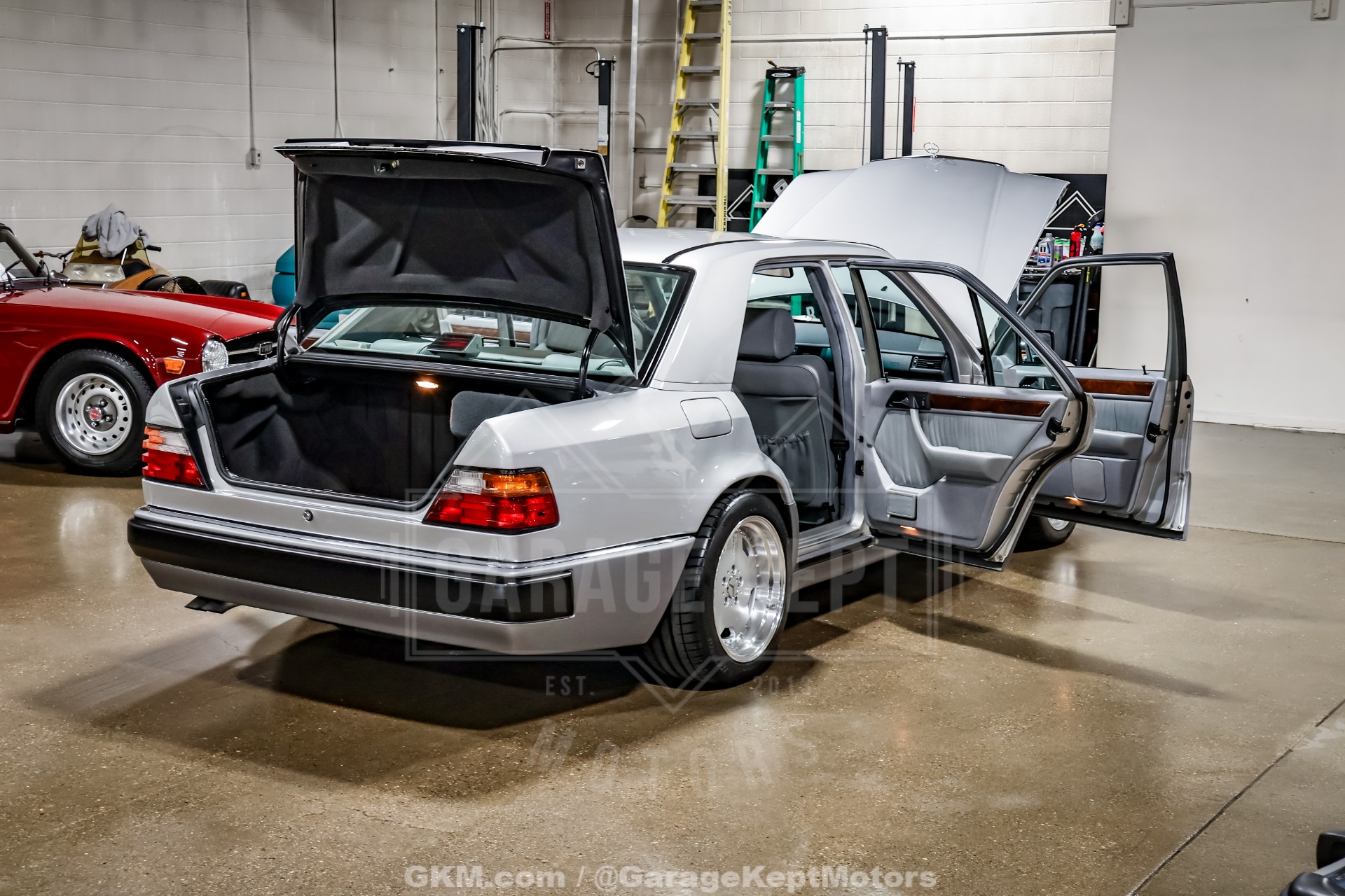 1992 Mercedes-Benz 500-Class 72