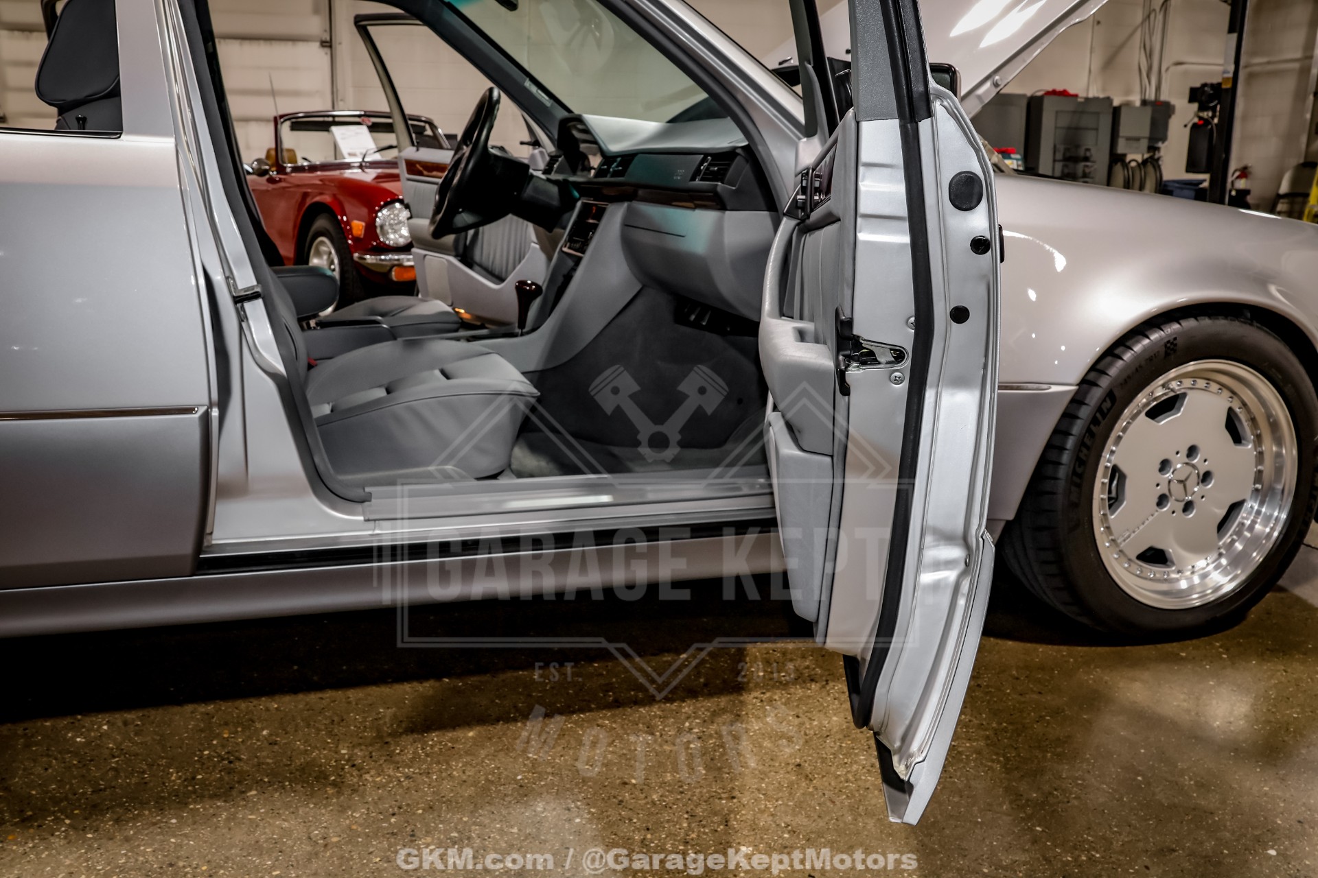 1992 Mercedes-Benz 500-Class 76