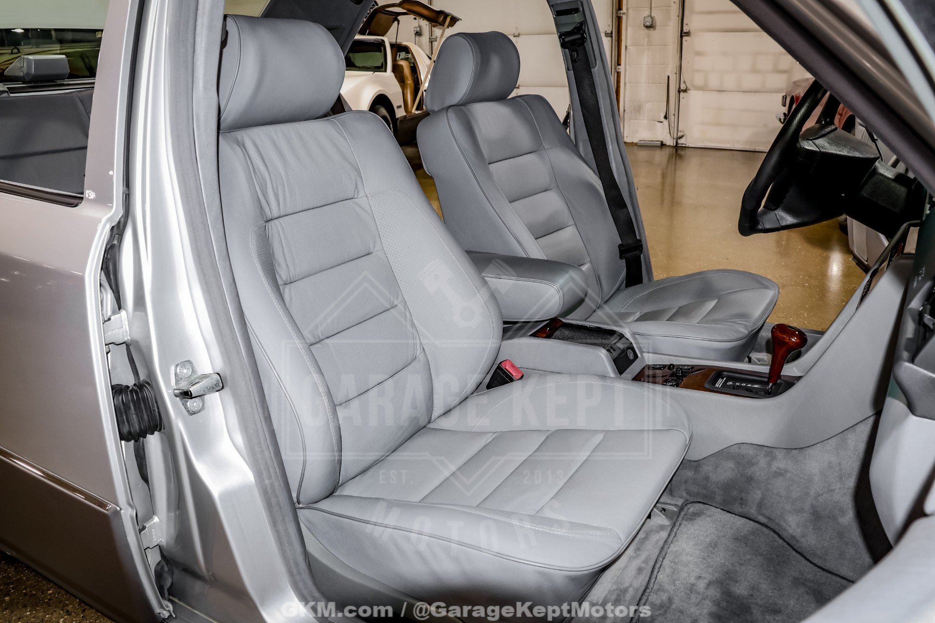 1992 Mercedes-Benz 500-Class 84