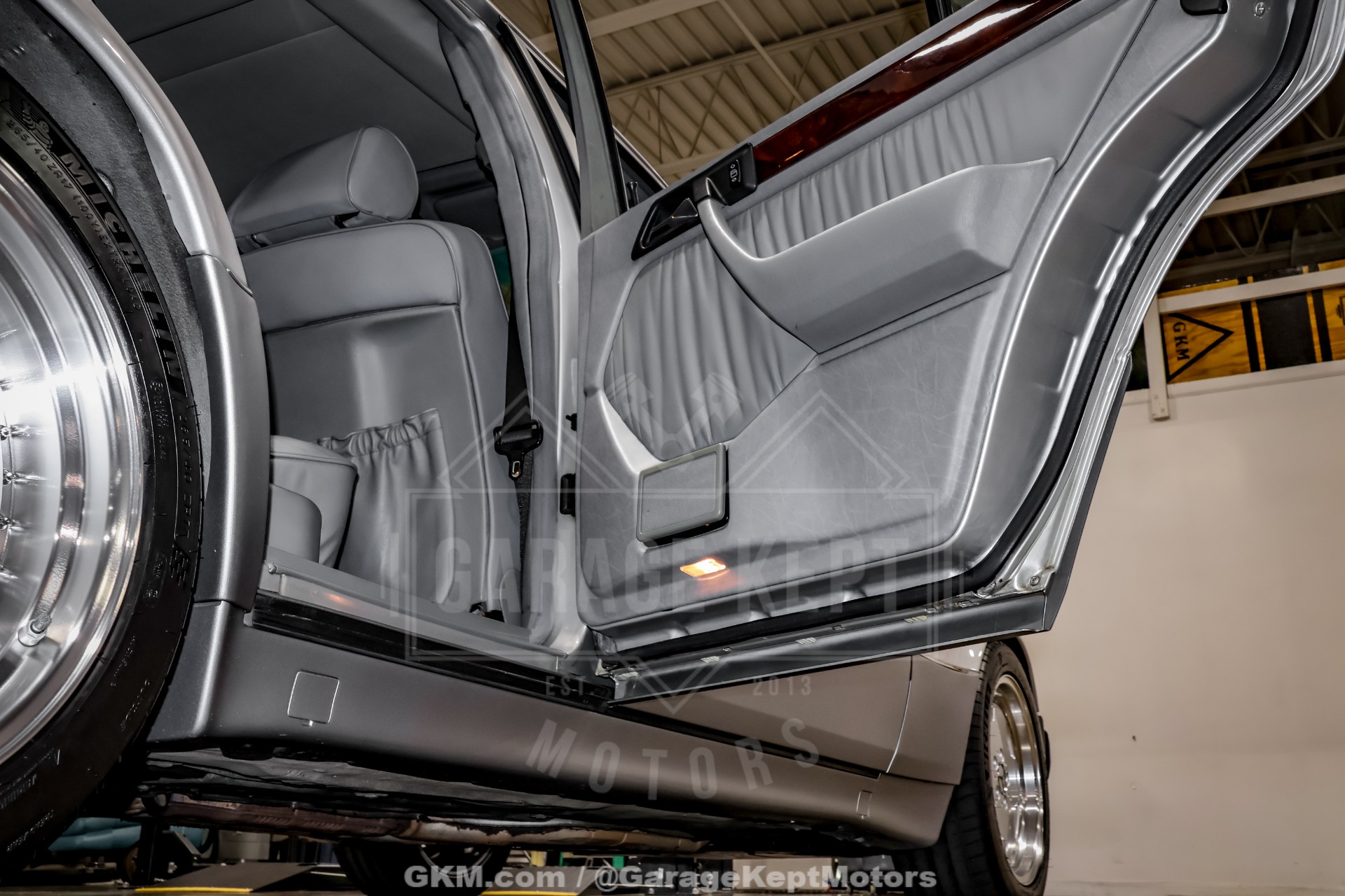 1992 Mercedes-Benz 500-Class 93