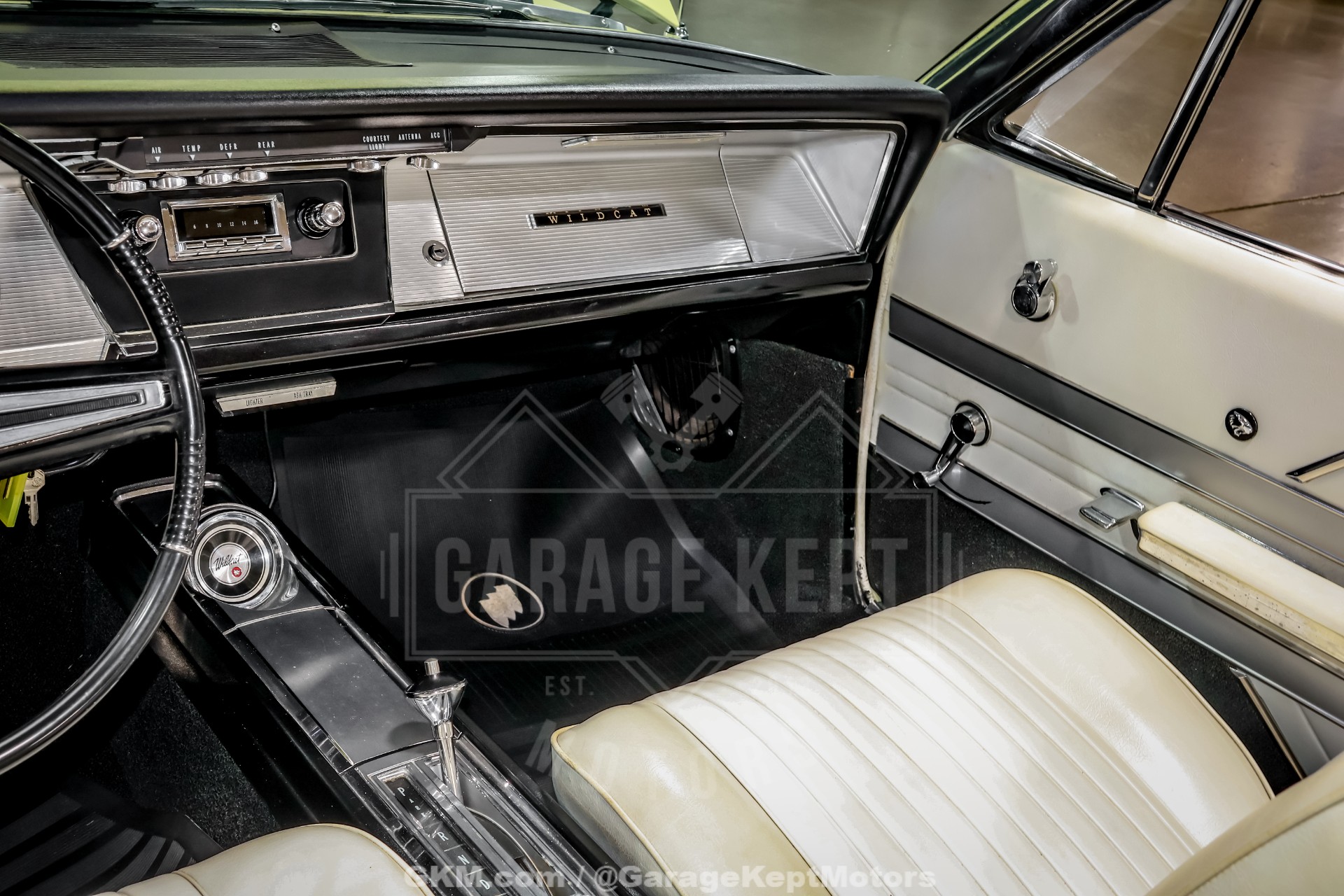 1964 Buick Wildcat 130