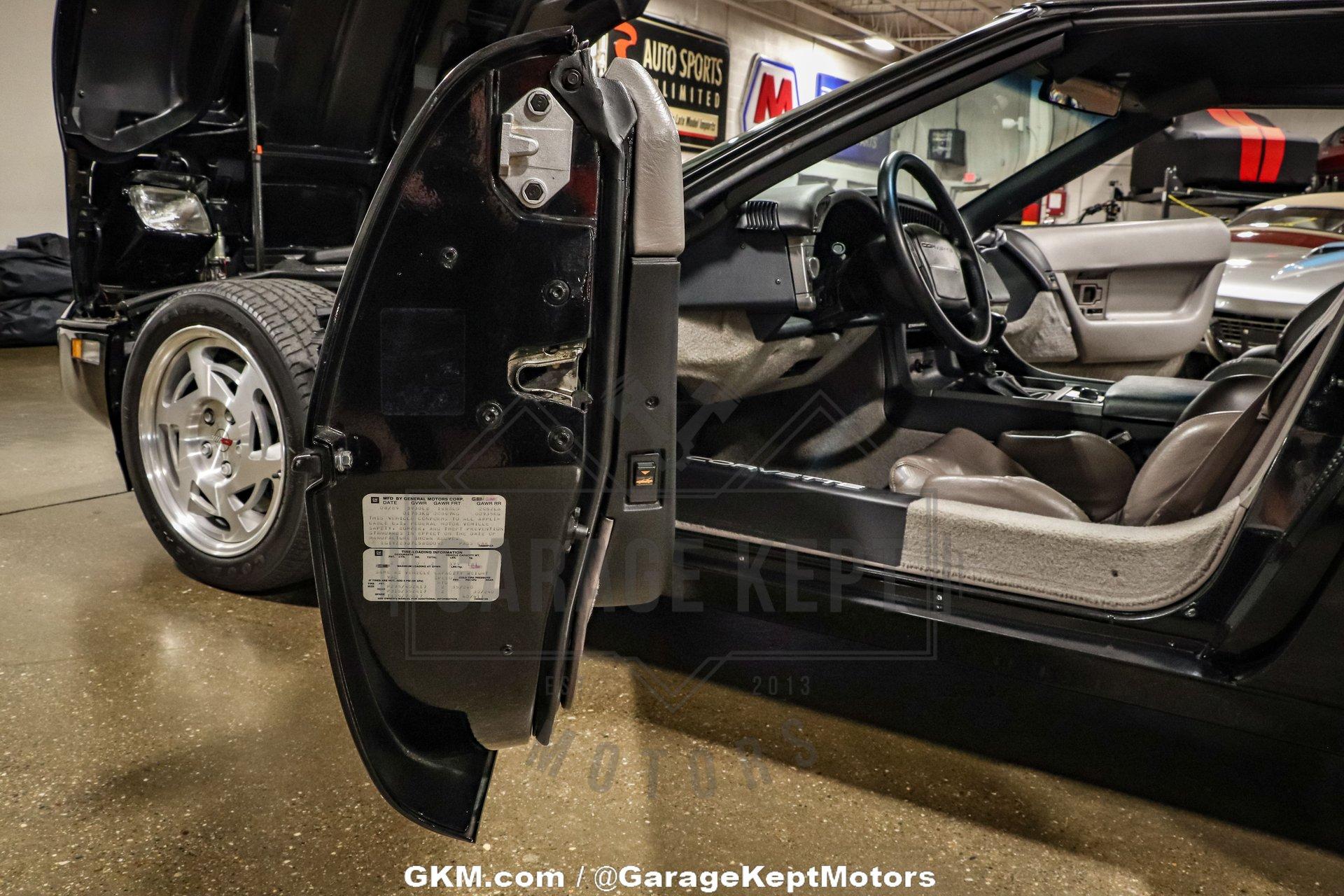 1990 Chevrolet Corvette ZR-1 105