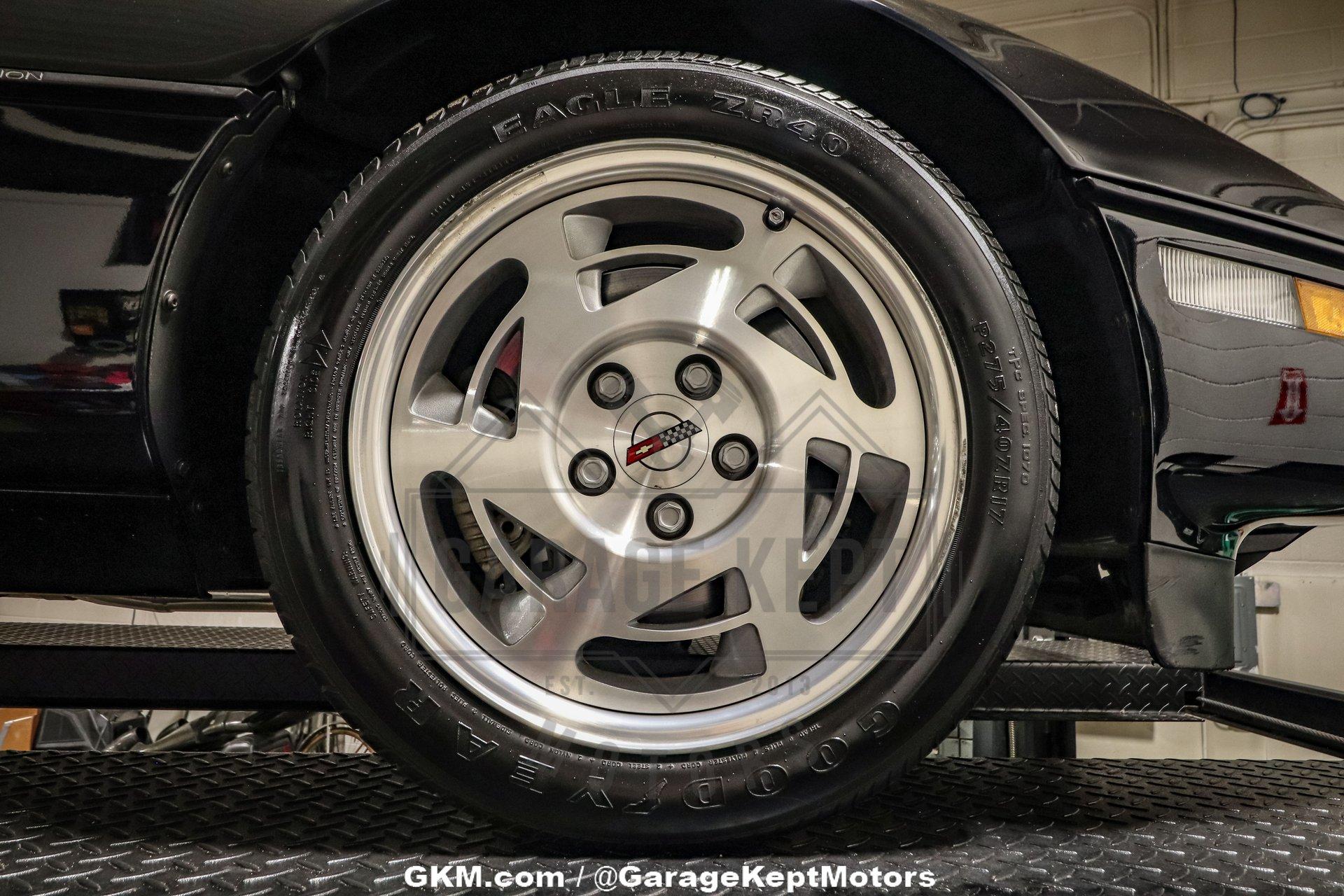 1990 Chevrolet Corvette ZR-1 159