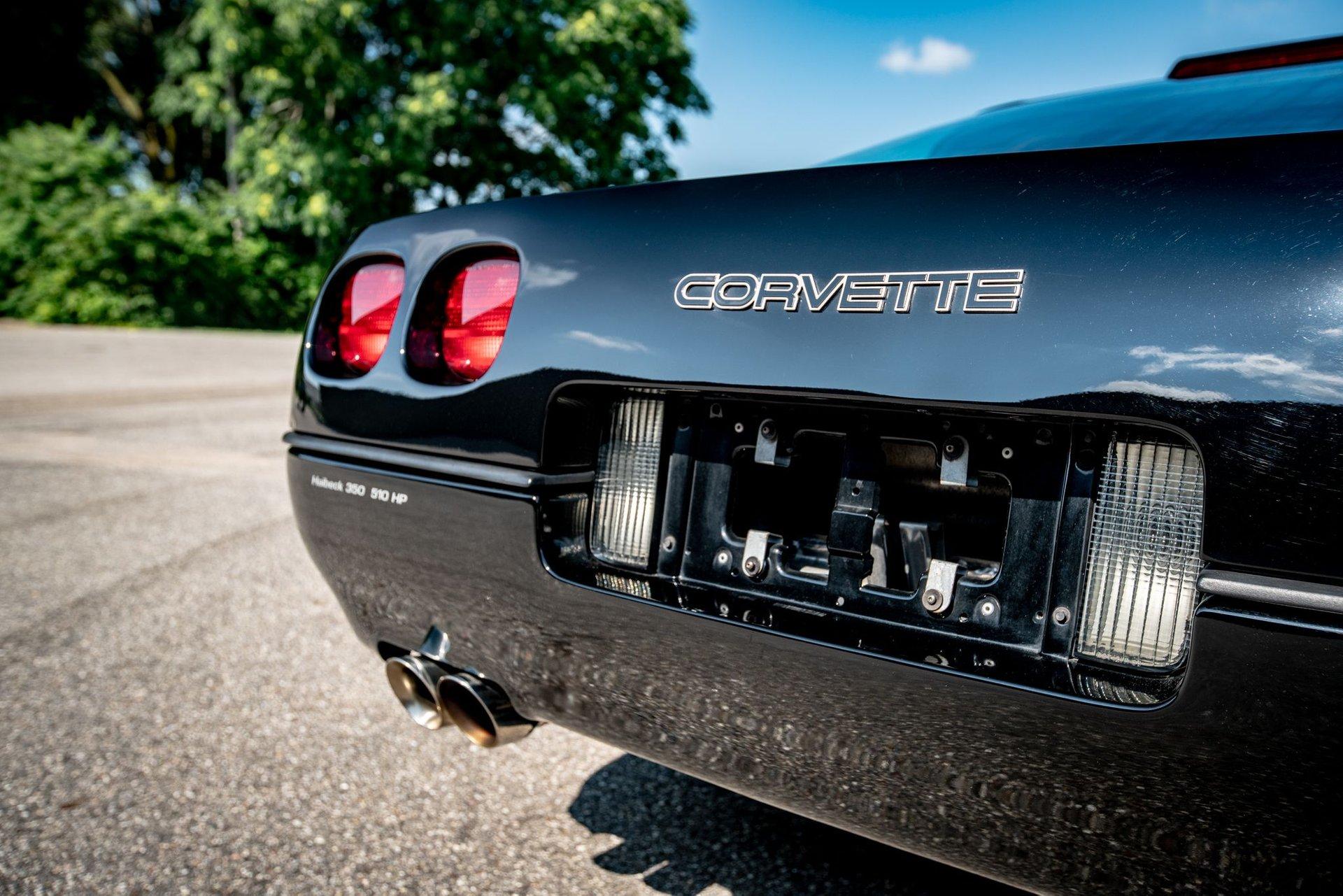 1990 Chevrolet Corvette ZR-1 16