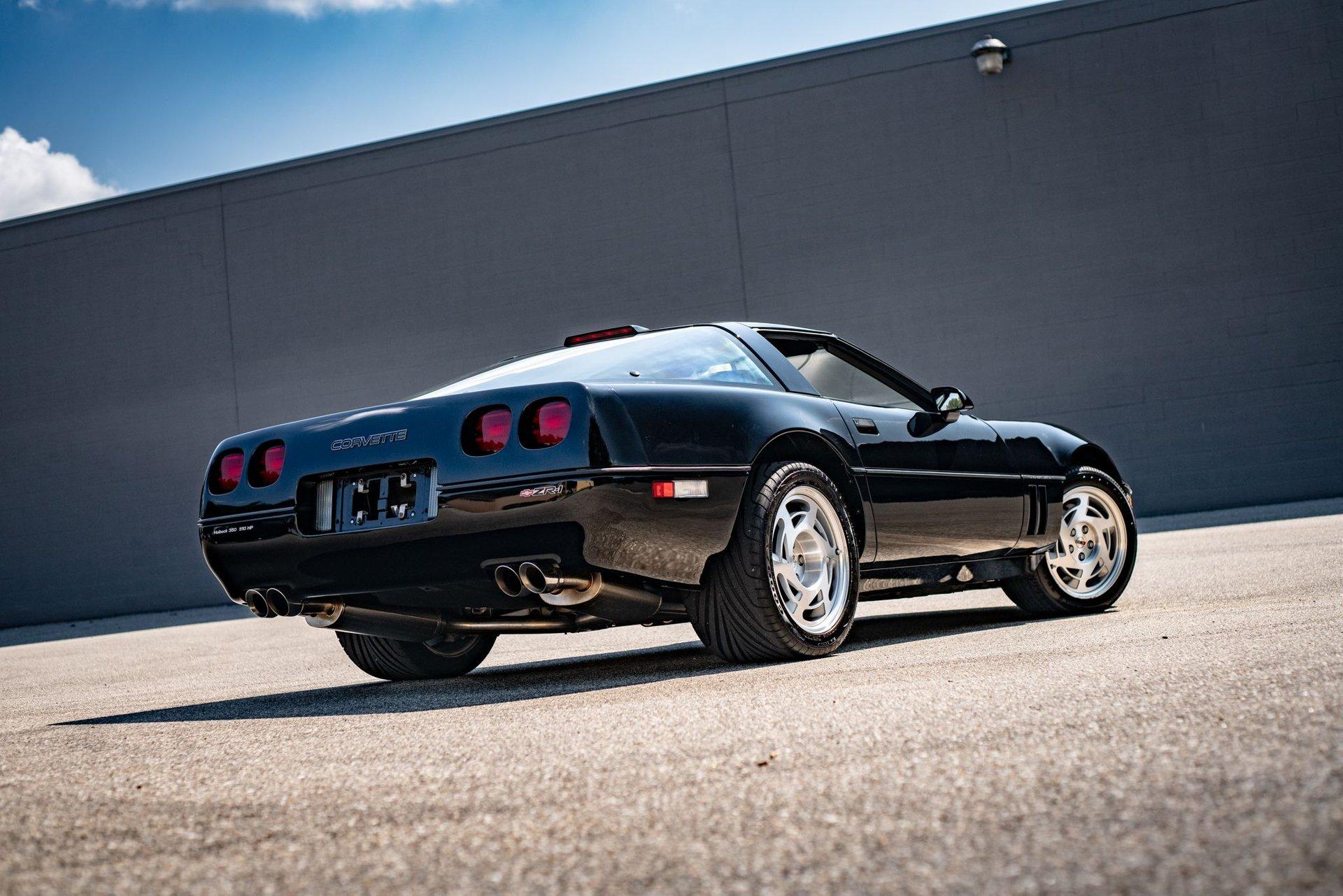 1990 Chevrolet Corvette ZR-1 17