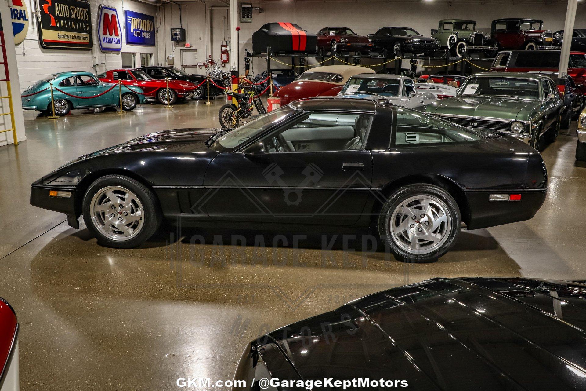 1990 Chevrolet Corvette ZR-1 22